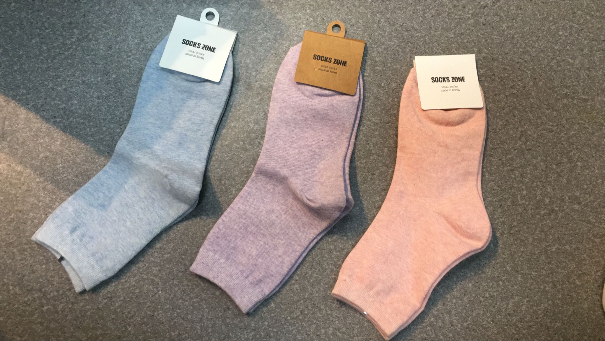 現貨 韓國冇紋淨色襪,（此為清貨價貨品不設退換） (AT6 694)