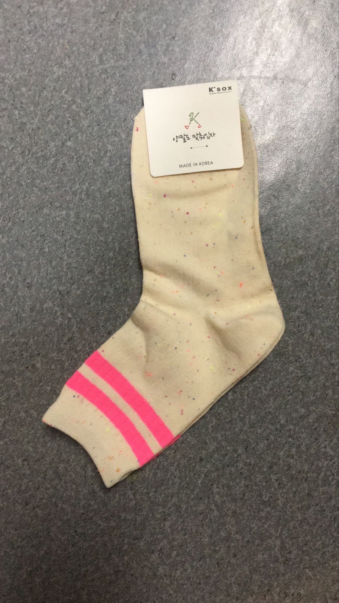 現貨 韓國彩點短襪 （此為清貨價貨品不設退換）AT6 695