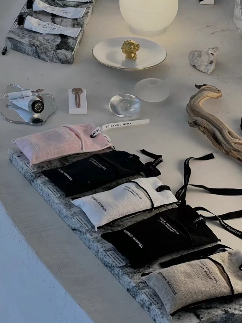 限時代購 COSMIC MANSION質感麻布高級香氛袋