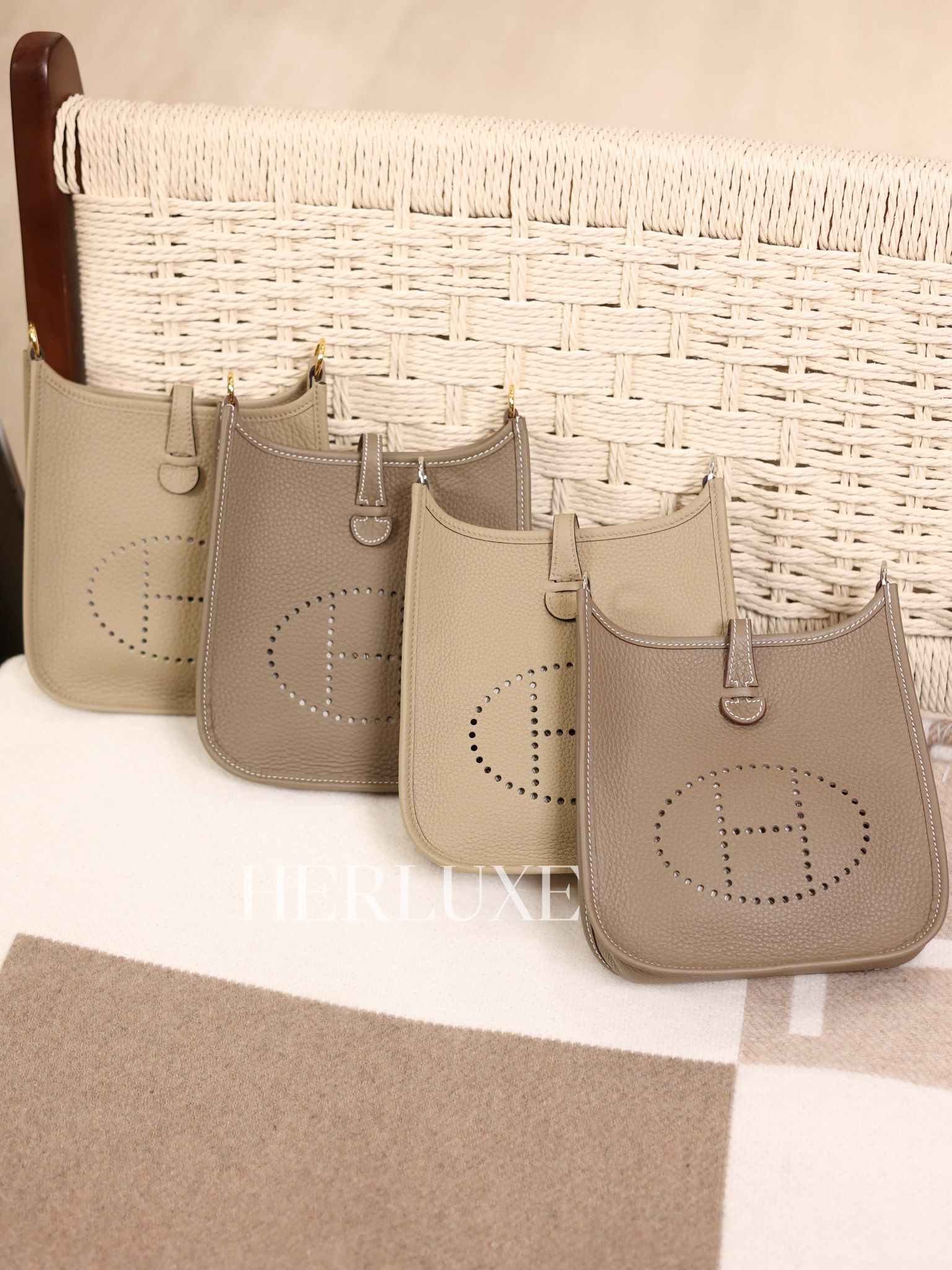 Evelyne mini 8Q beige marfa cc tc k (一代：肩帶長105cm)