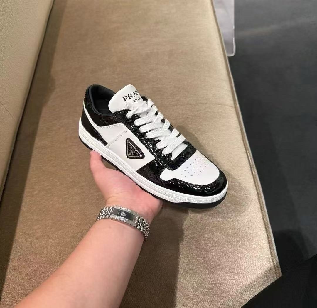 Prada 女款 三角熊貓色 -T