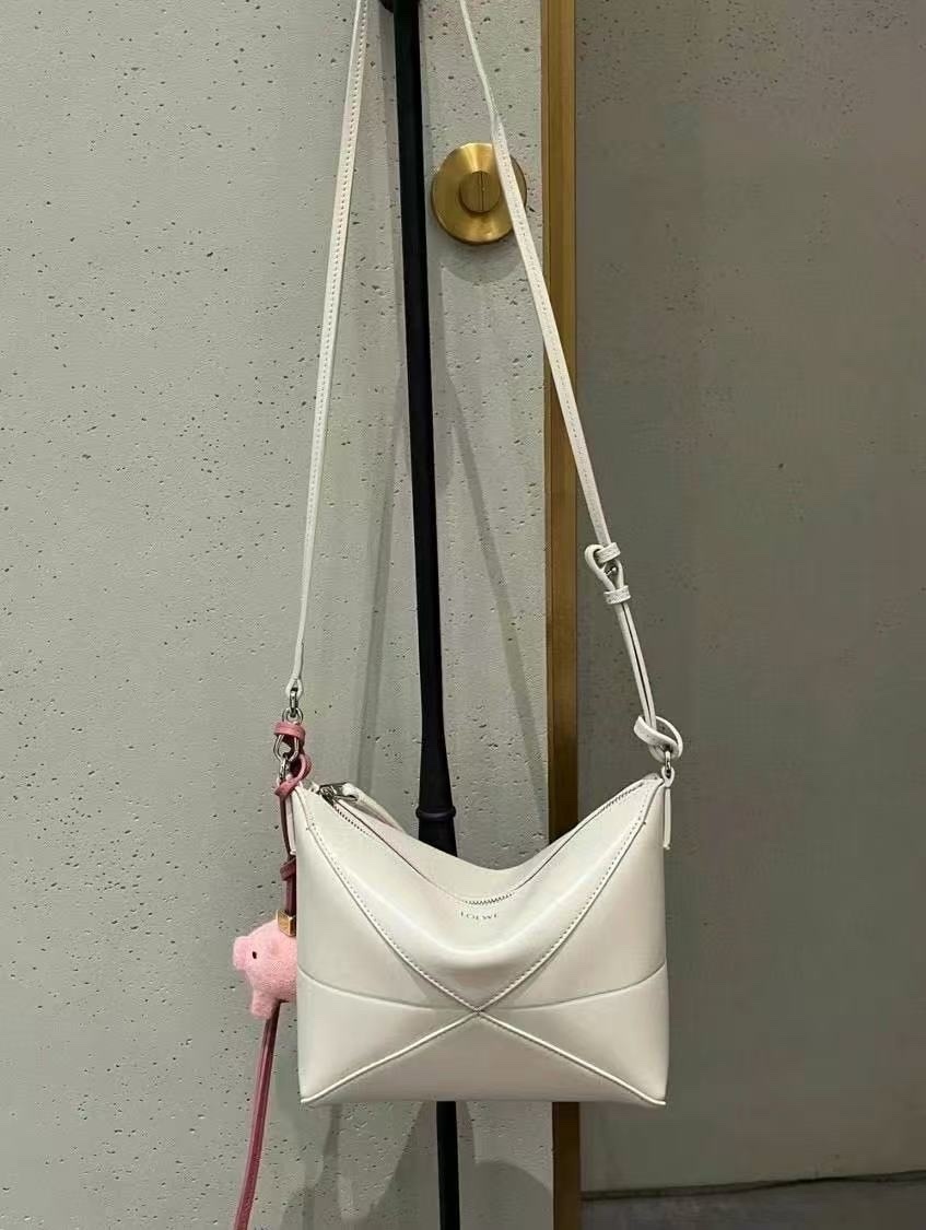 Loewe fold pouch 白色-T