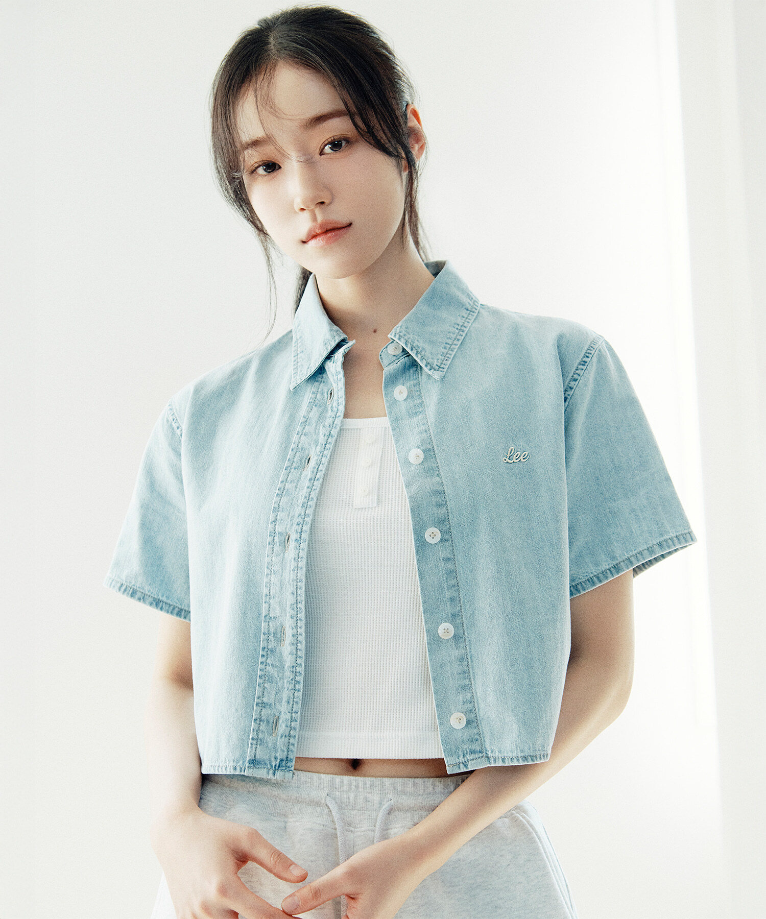 【預購】Lee 女款短版牛仔短袖襯衫