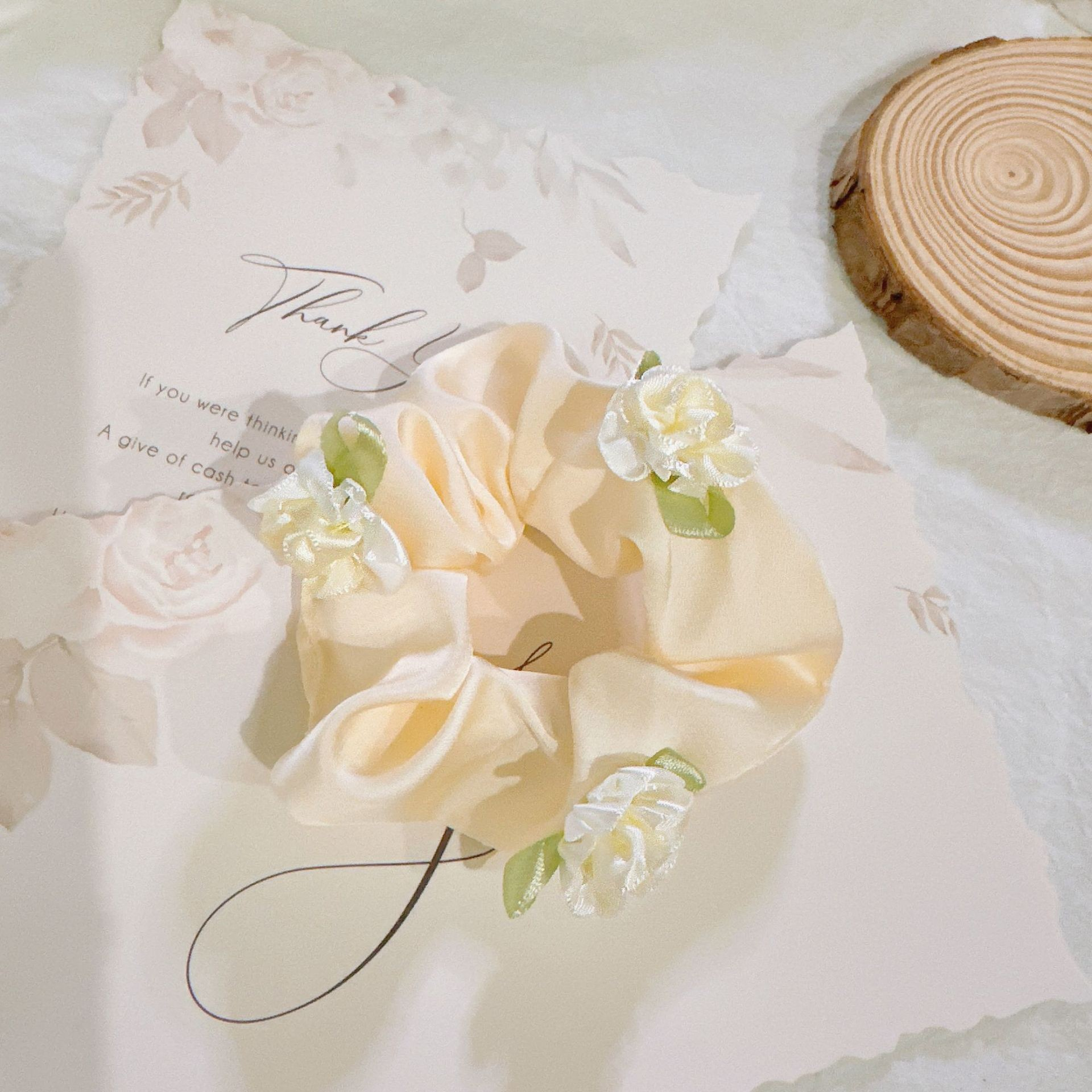 [3 FOR RM10] Forest Style Jasmine Floral Scrunchies