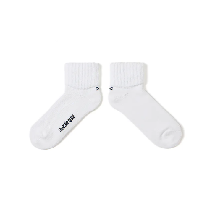 NOZZLE QUIZ Essential O'skool Low 低筒休閒襪 (典白)