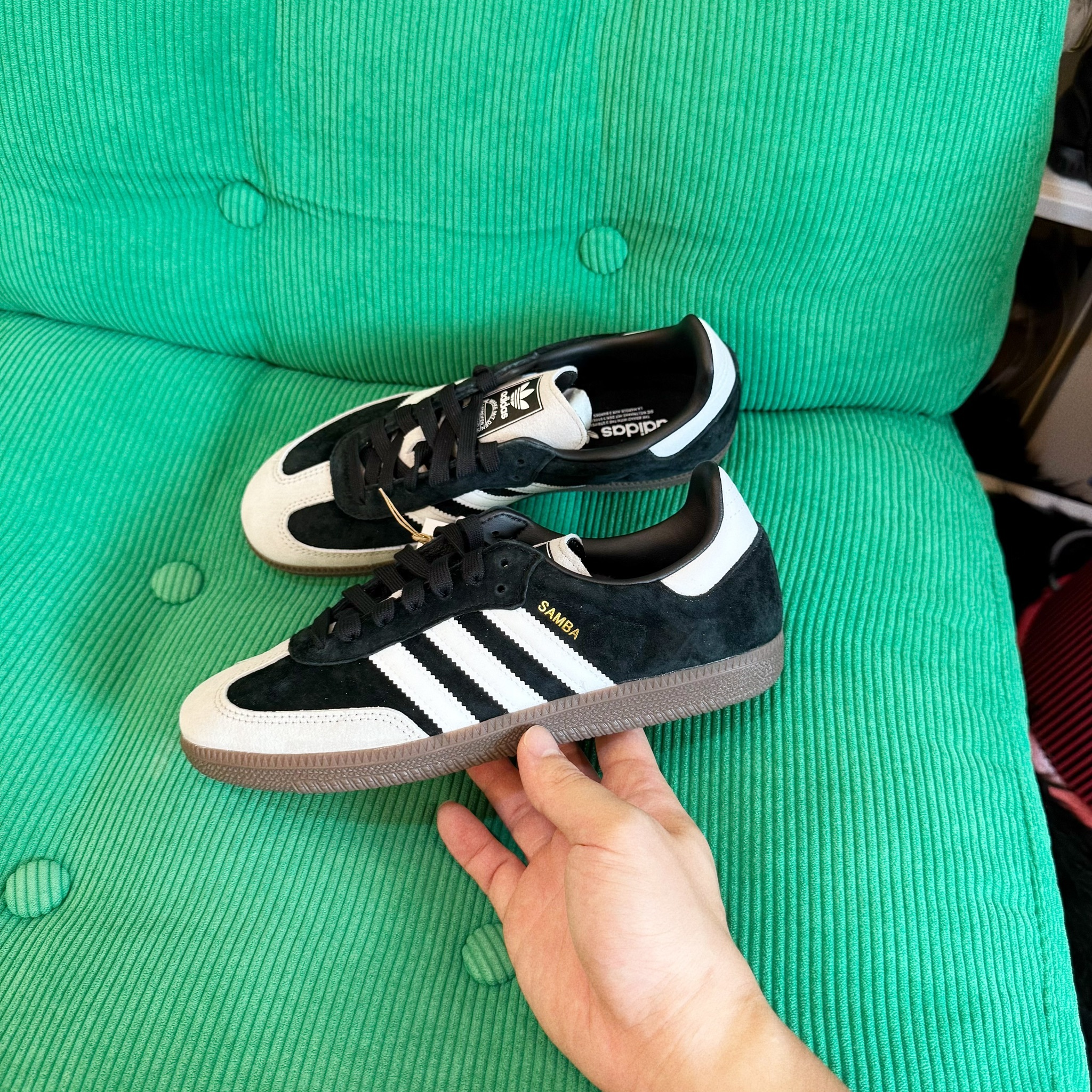 Adidas Originals Samba OG 歐洲限定 黑奶油 短絨 復古 森巴鞋 JQ6305