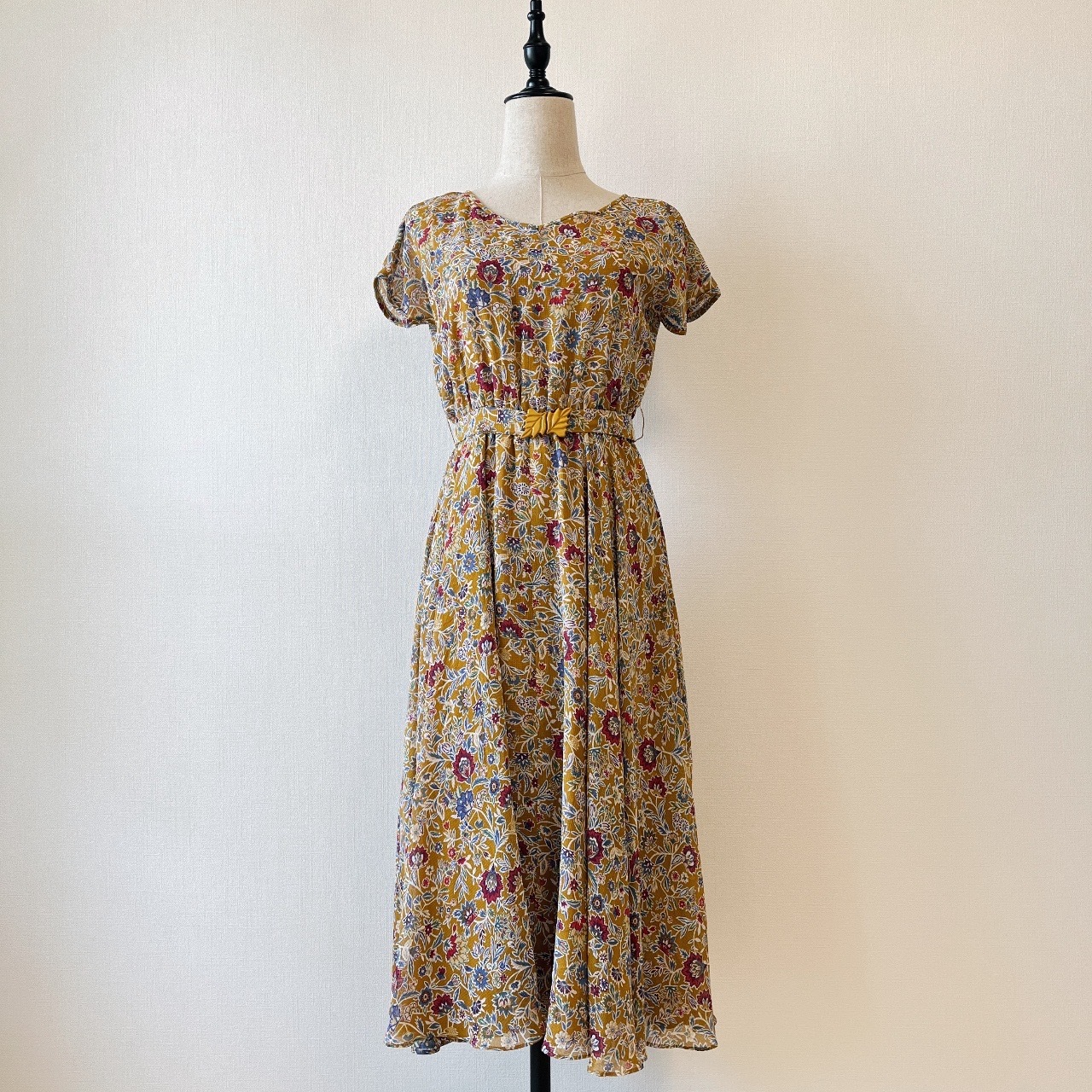 芥末黃民族風花卉圖騰連身裙