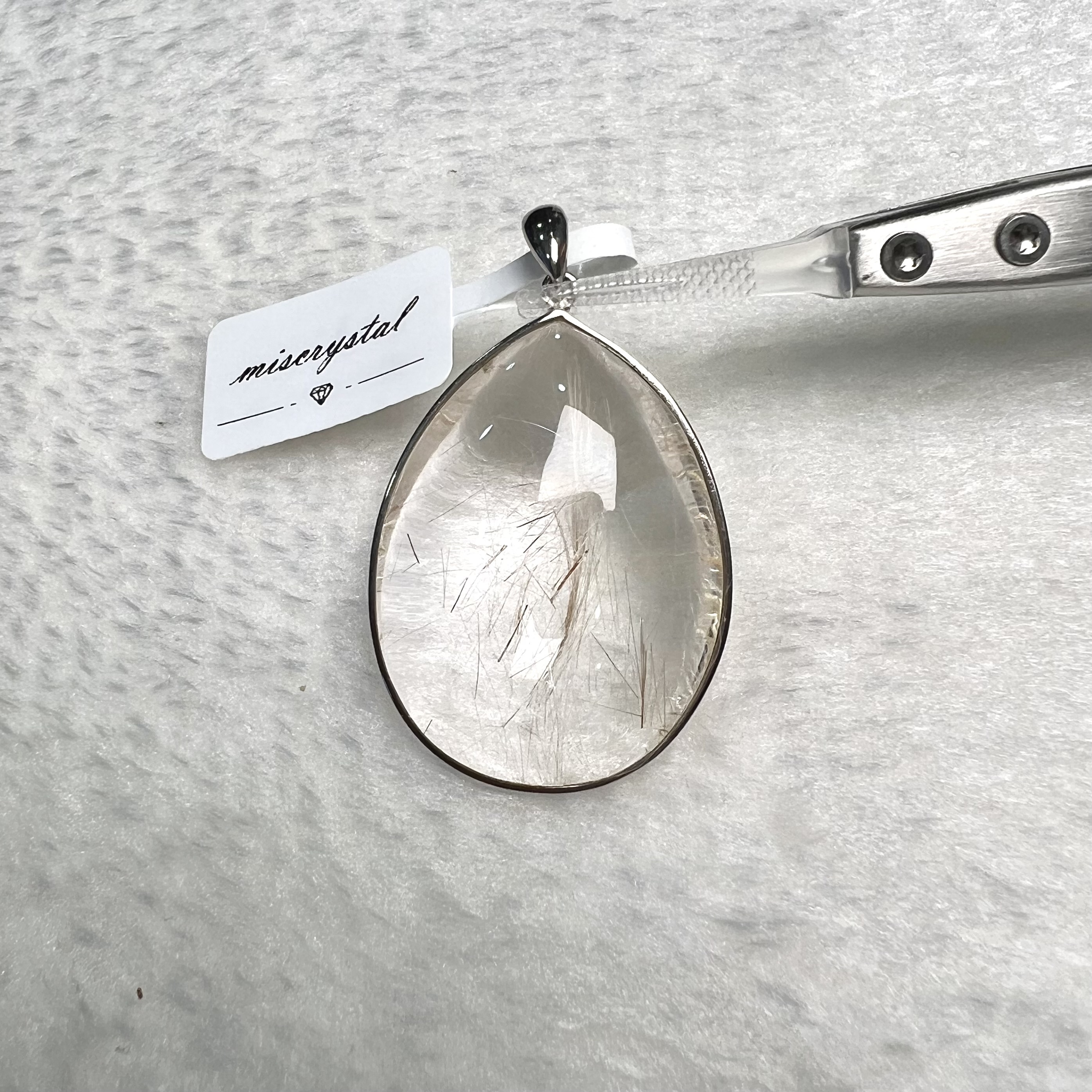 金髮晶吊墜 #A590