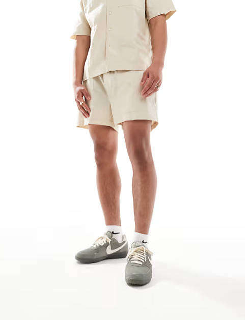 Nike Field General