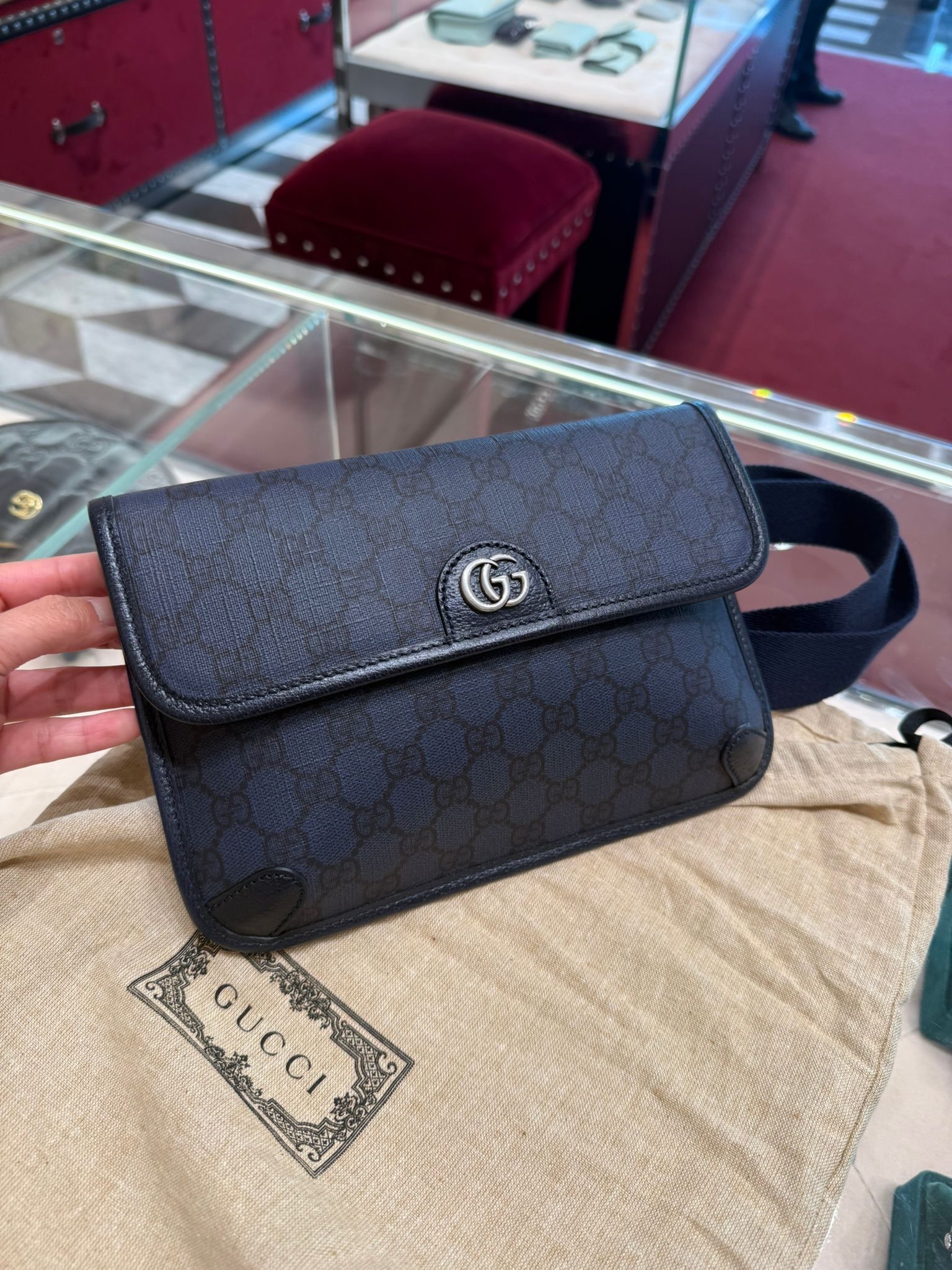 Gucci Bag GG supreme belt bag Navy