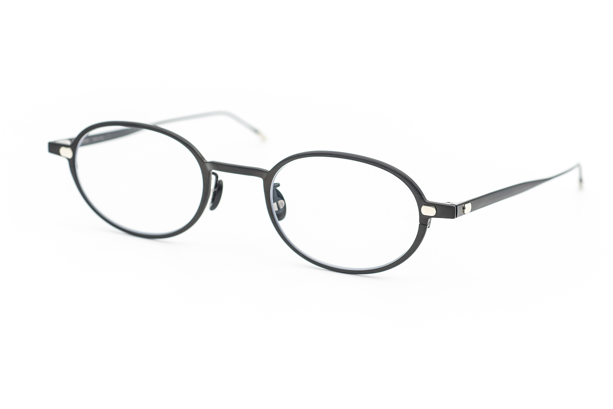 10 Eyevan - no.9 V - (48) c.15s