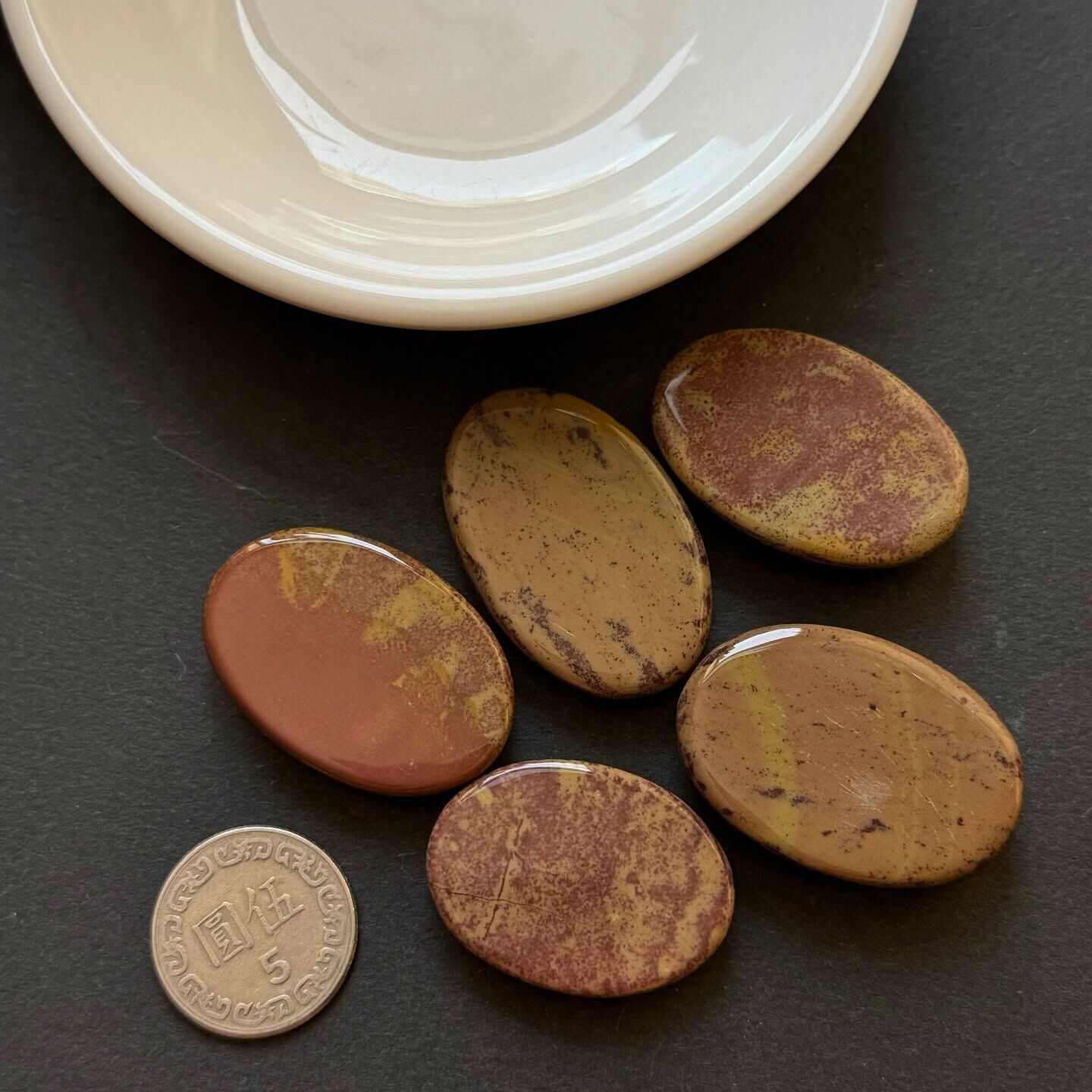 [原石] 墨西哥皇家碧玉 水晶蛋面