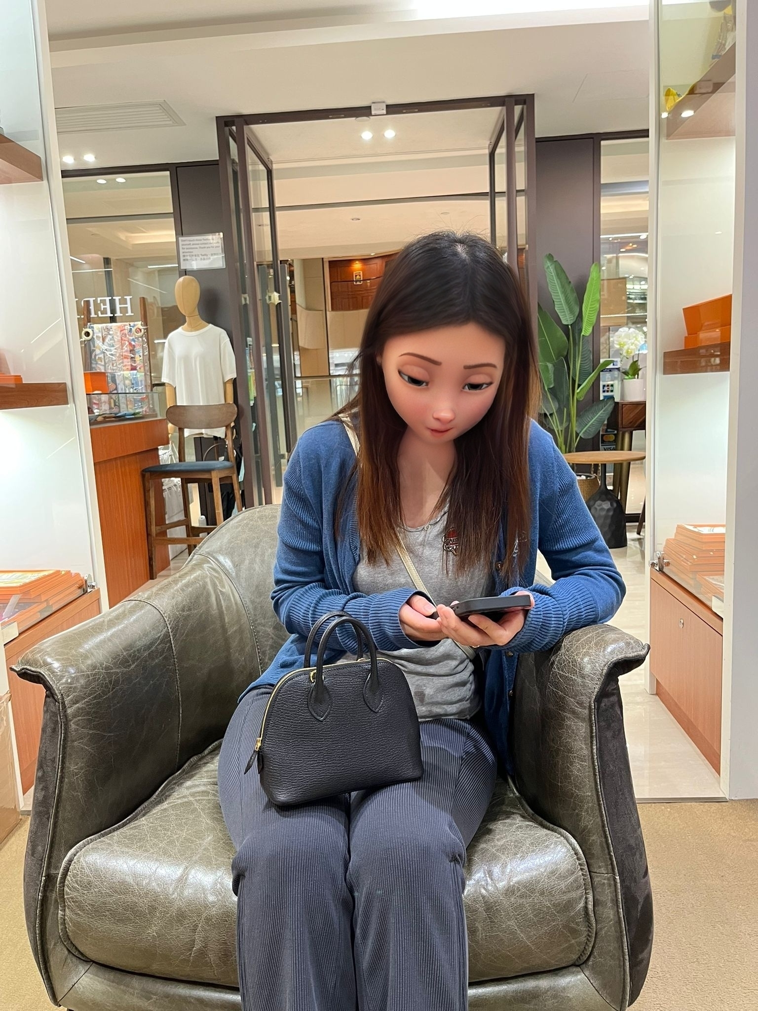 5/2025購買【感謝支持】 熟客靚靚爽快抱走Bolide mini 黑金🎩 非常滿意🎉 感謝你一直以來嘅支持與信任😘