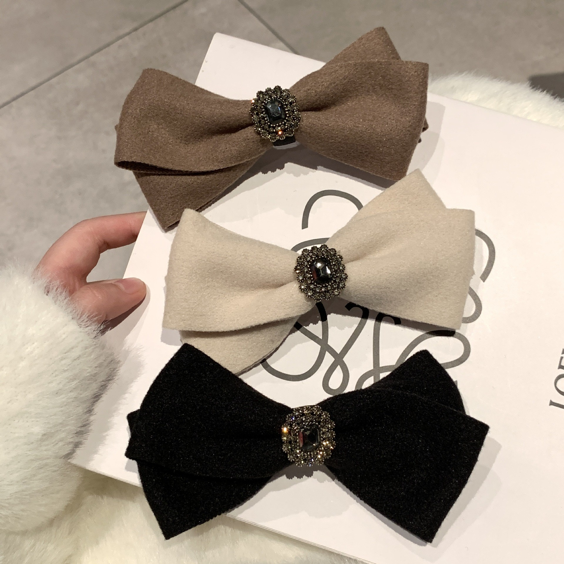 [3 FOR RM10] Woolen Bow Spring Clip