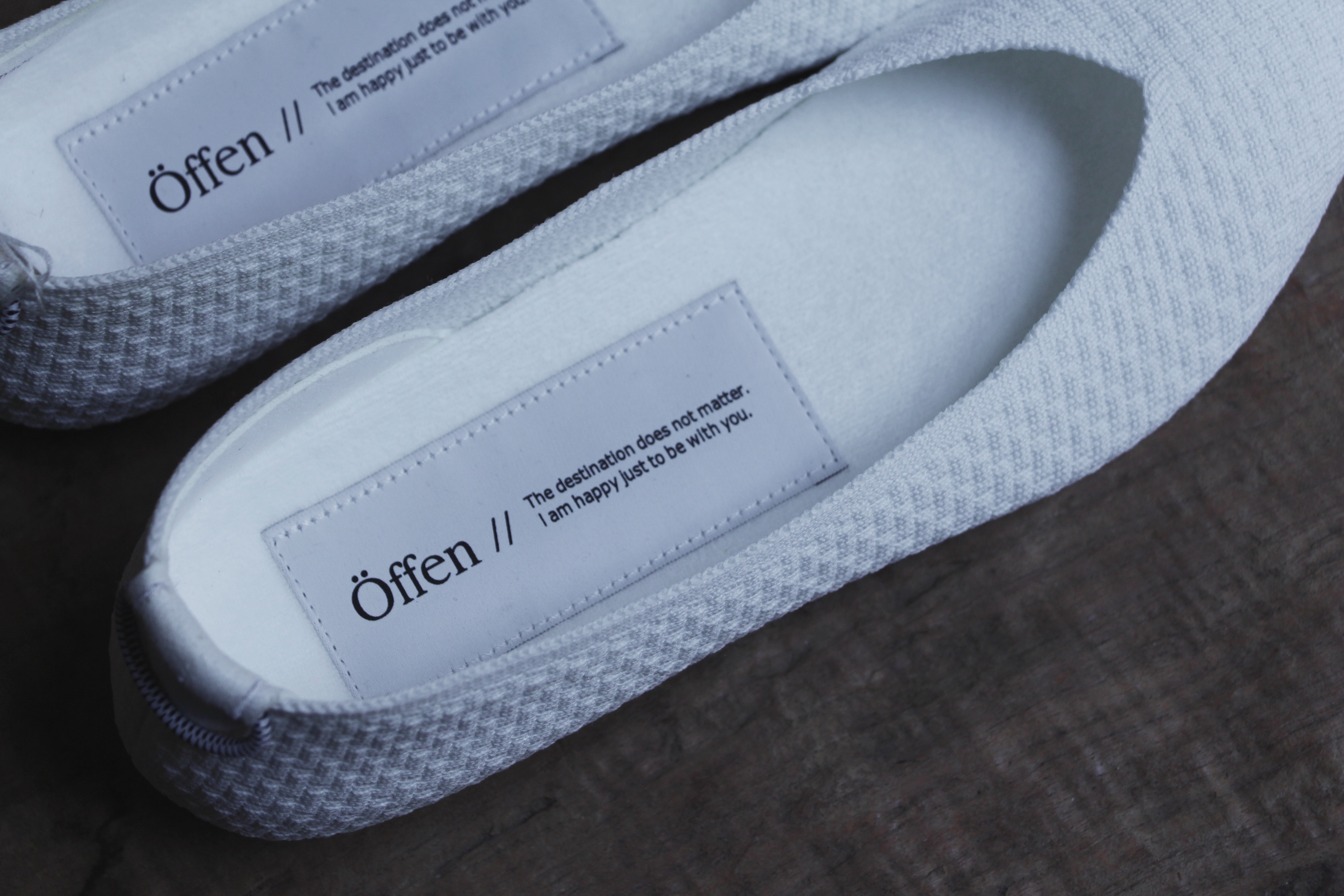 Öffenオッフェン｜plain rectangular pattern平底女鞋｜ 白色