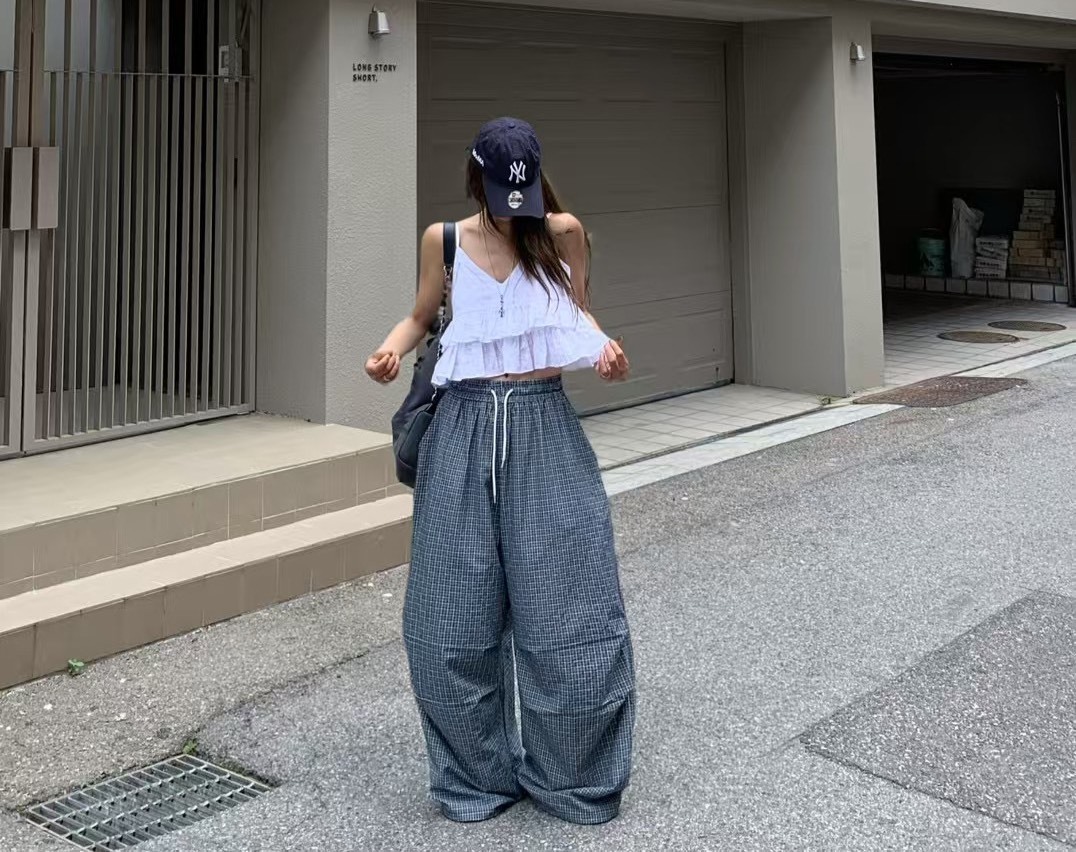 格子寬抓褶休閒褲