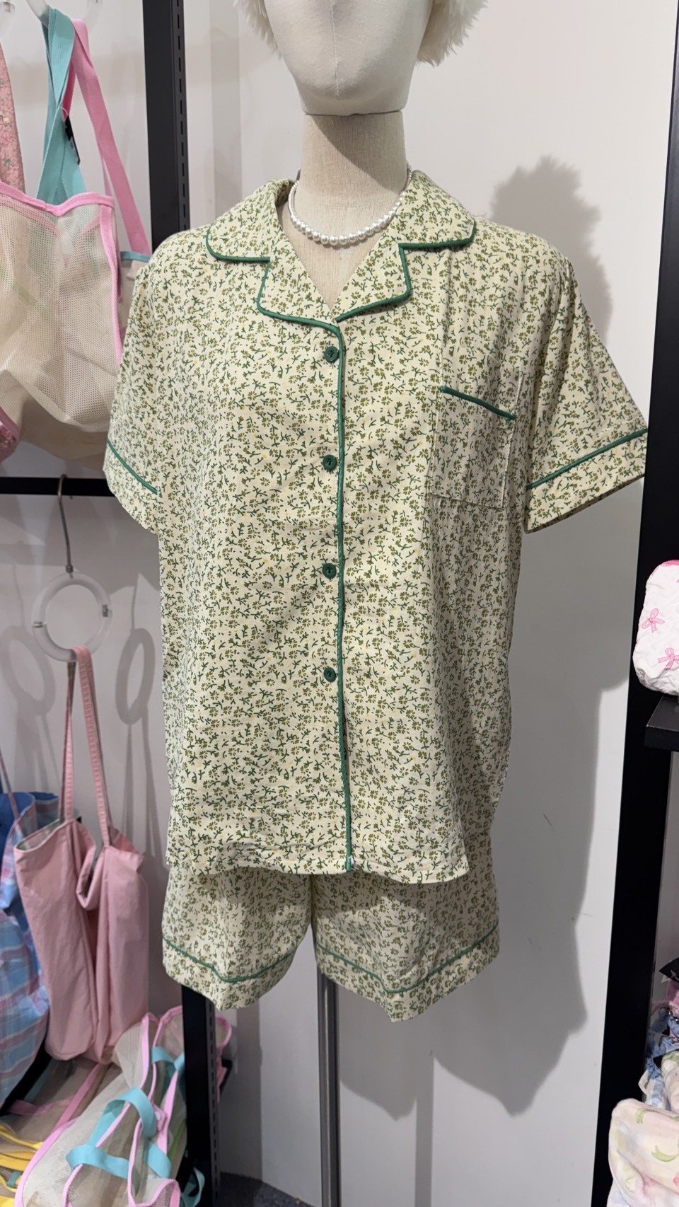 限時代購 歐膩氣質睡衣