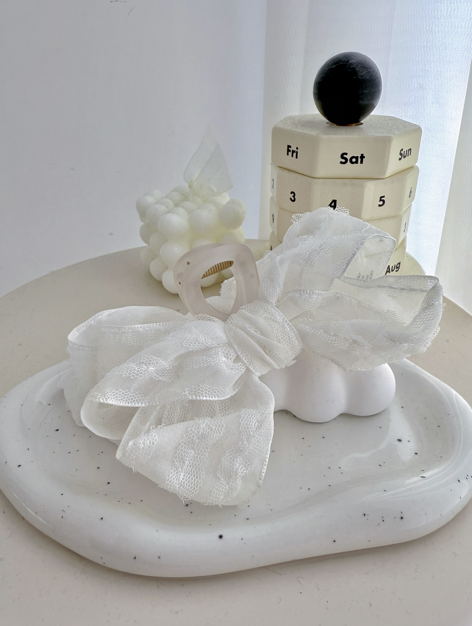 *BJ2 HANDMADE* THE WHITE LILY🌼HAIRCLAW / BANANA CLIP LIVE 0621