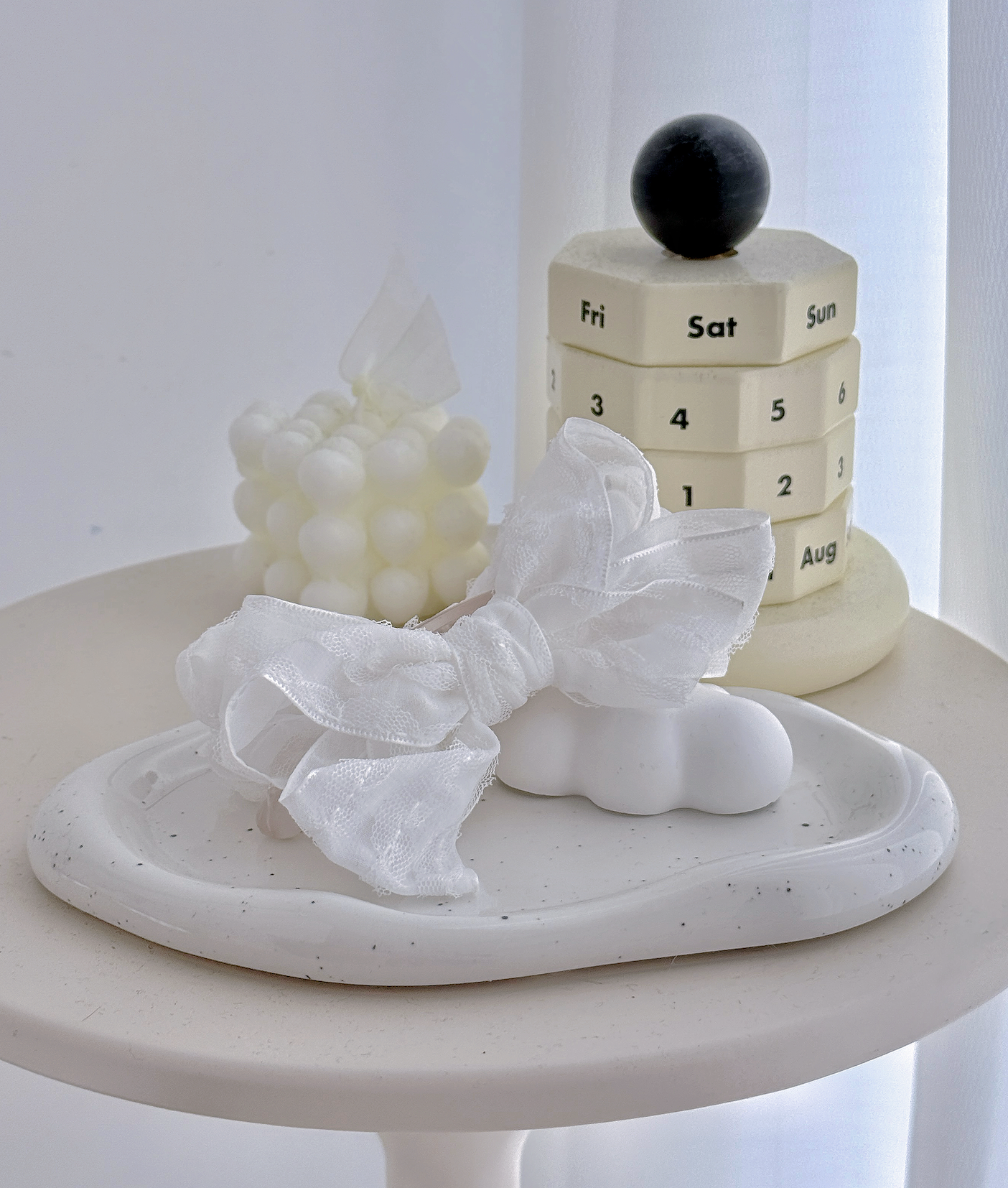 *BJ2 HANDMADE* THE WHITE LILY🌼HAIRCLAW / BANANA CLIP LIVE 0621