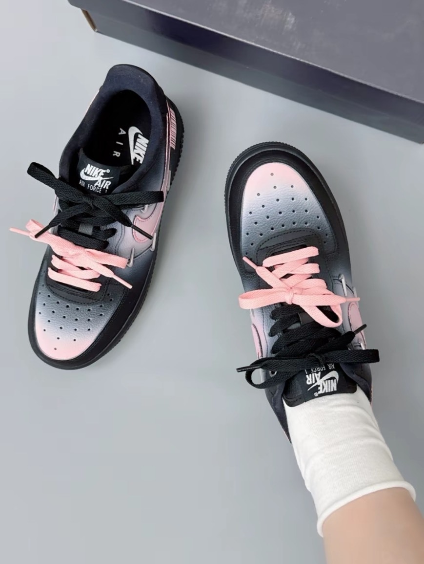 【訂製鞋款】Nike Air Force 1 AF1 愛情條形碼 黑粉 漸層 休閒鞋 HQ1180001(Team884-愛情條形碼)