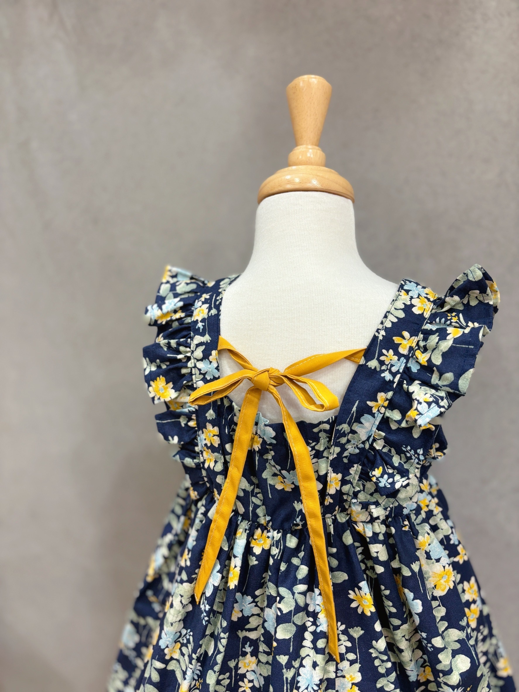 深藍黃藍花園 飛飛袖洋裝(110)