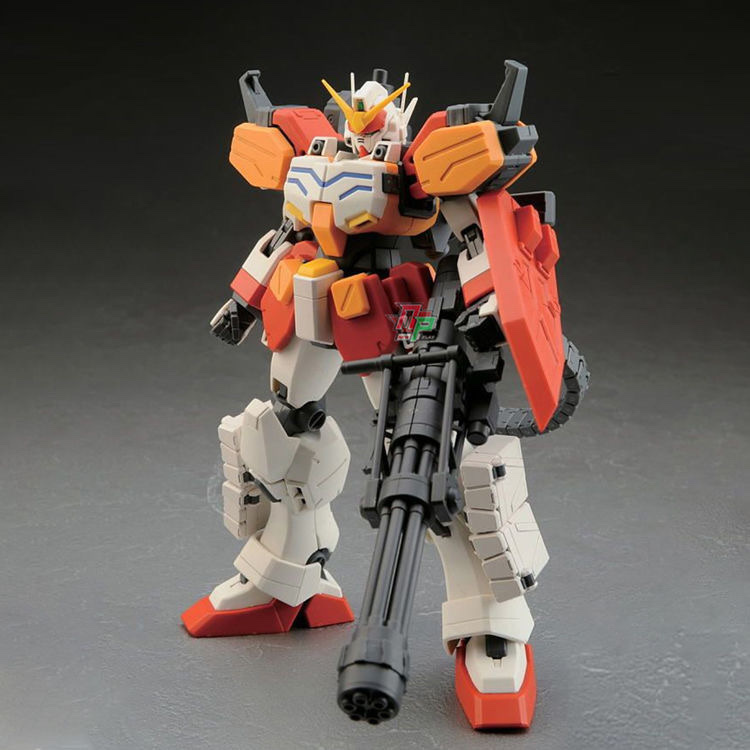 MG 1/100 EW版 高達W 重武裝高達 拼裝模型