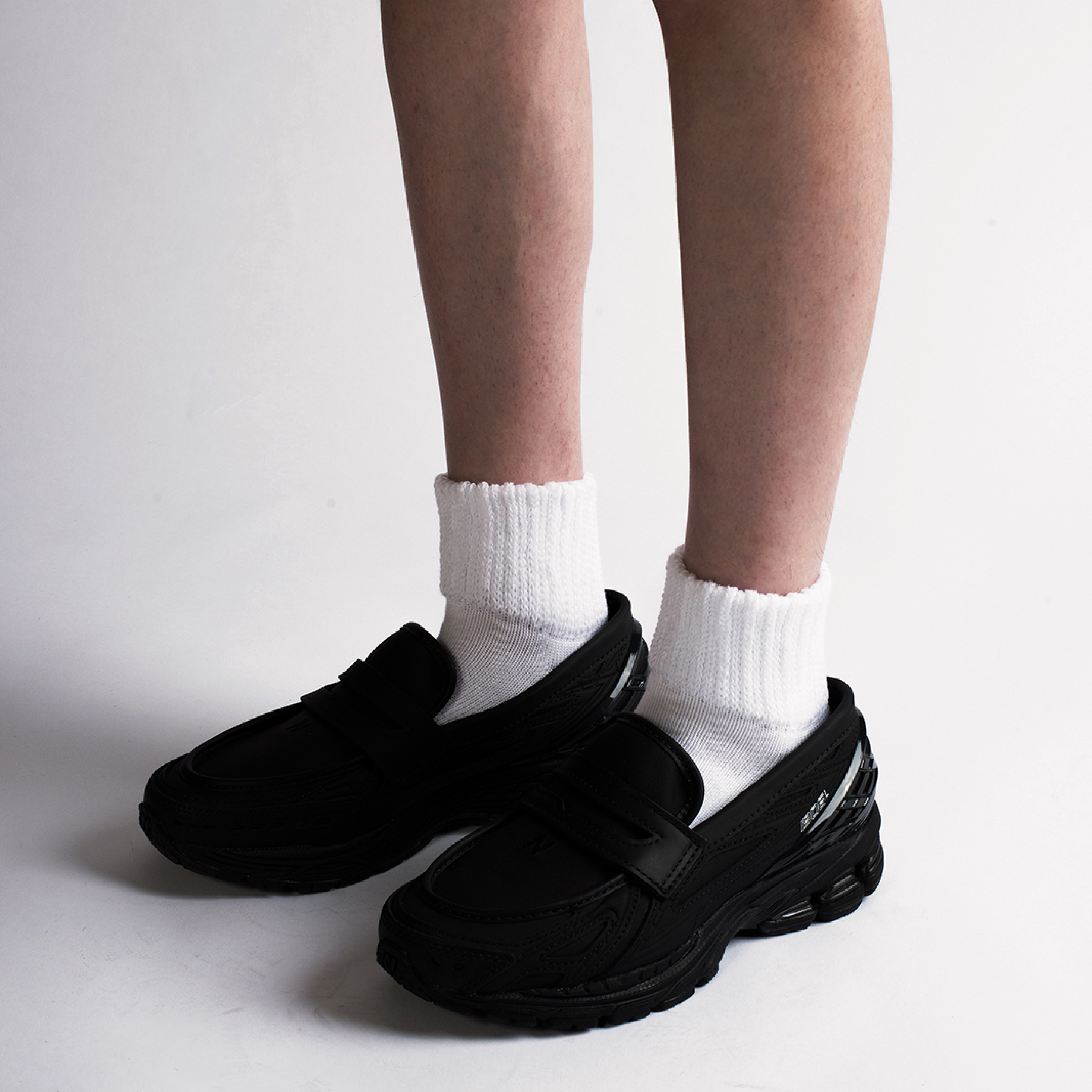 nozzle quiz 後研設計 / Essential O'skool Low 低筒休閒襪