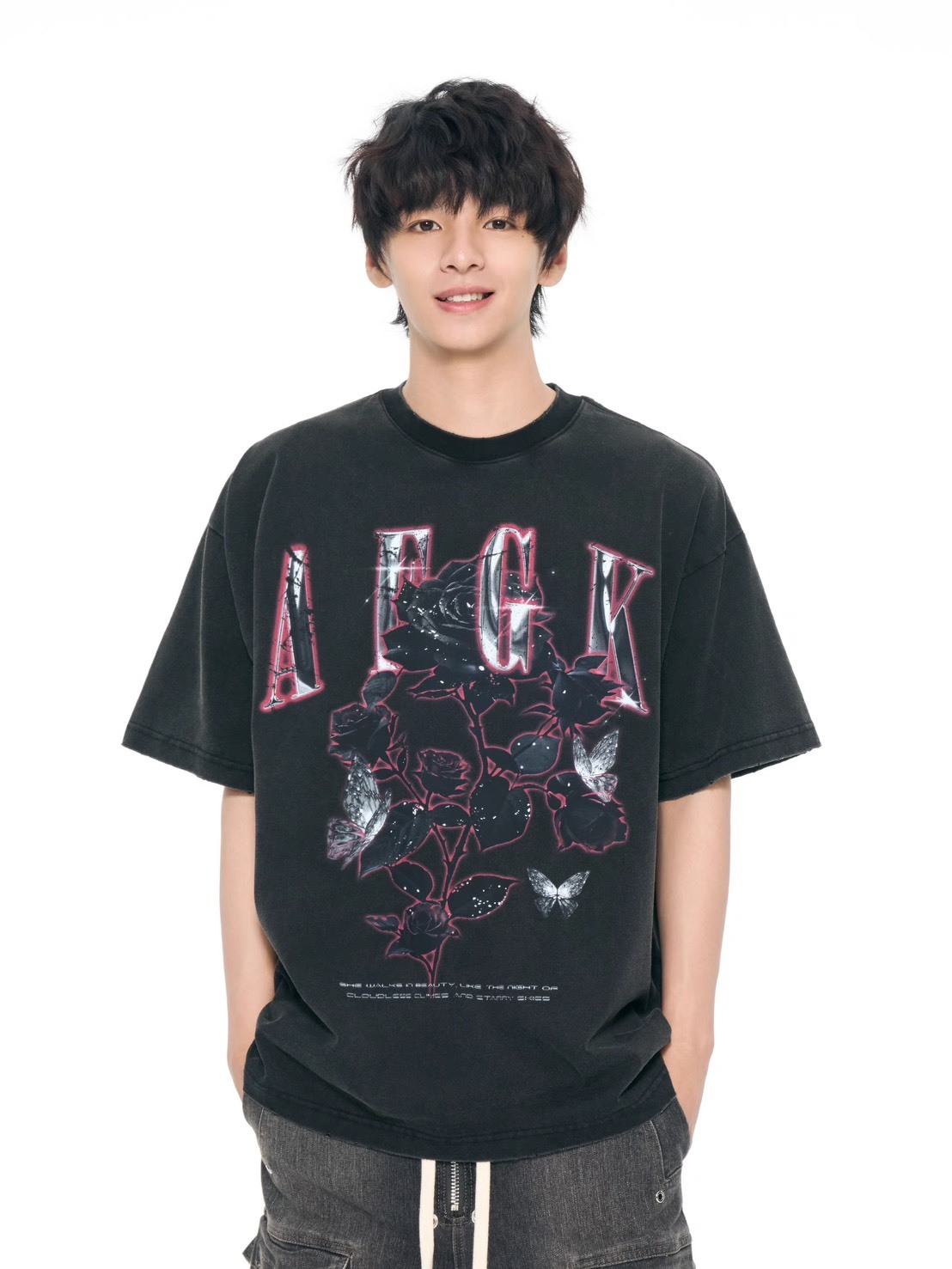AFGK 金屬印花字體Logo 斑駁黑玫瑰 蝴蝶 短袖 T A FEW GOOD KIDS