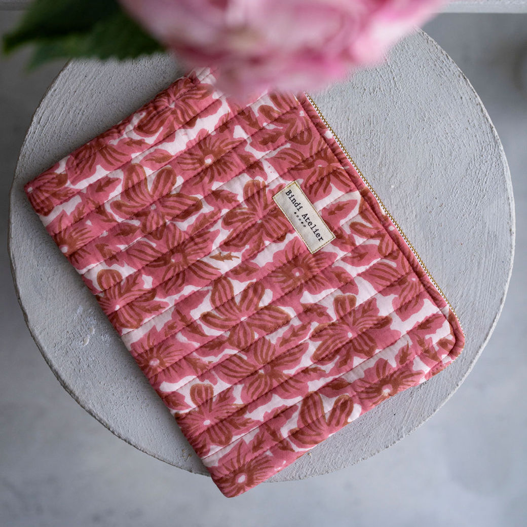 馬諾亞玫瑰紅 ｜10" 平板收納包