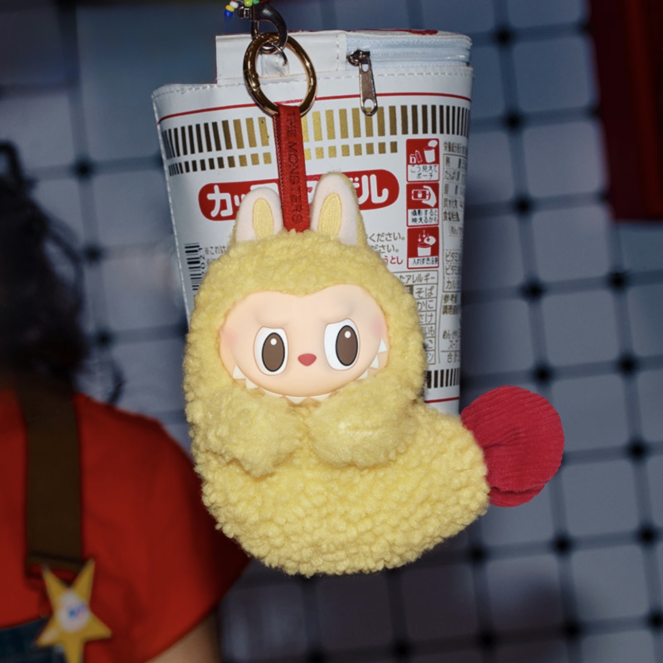 泡泡瑪特 POP MART THE MONSTERS 怪味便利店 LABUBU 炸蝦 耳機包 扣環 吊飾