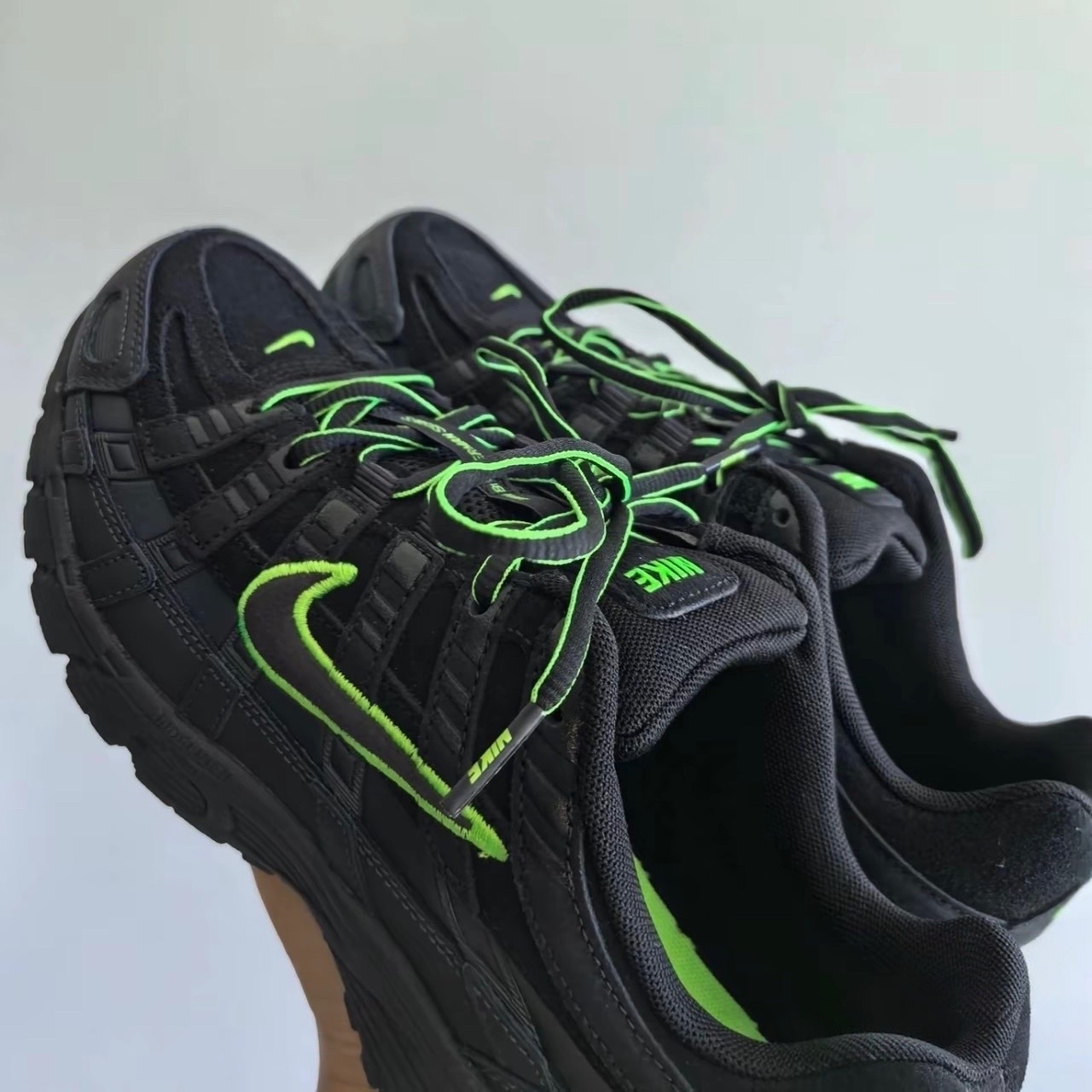 NIKE P-6000 PRM Pegasus 緩震舒適 黑綠 黑色 螢光綠 復古休閒慢跑鞋 男鞋 IF0668-003