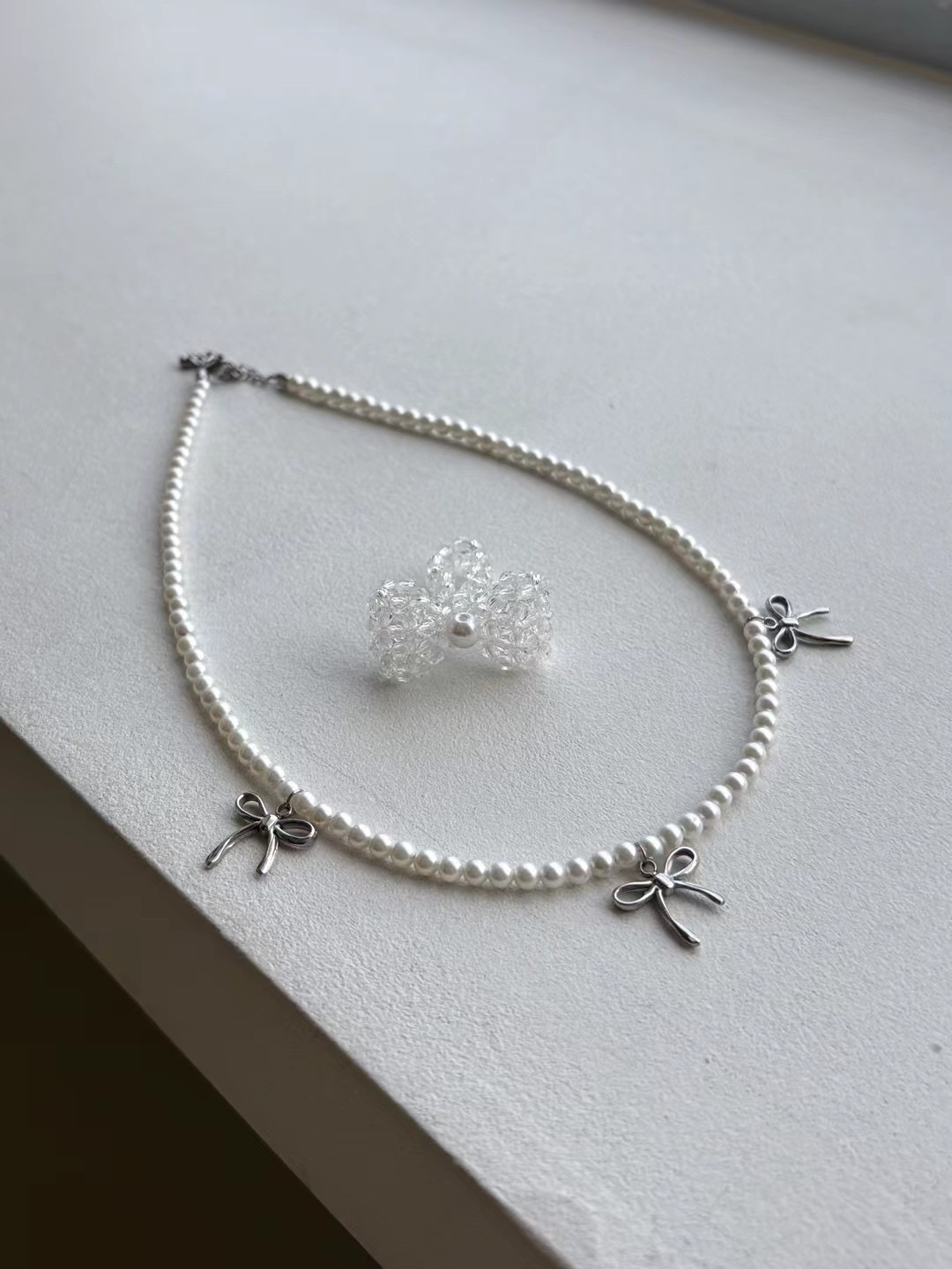 珍珠蝴蝶結頸鏈（貝珠）