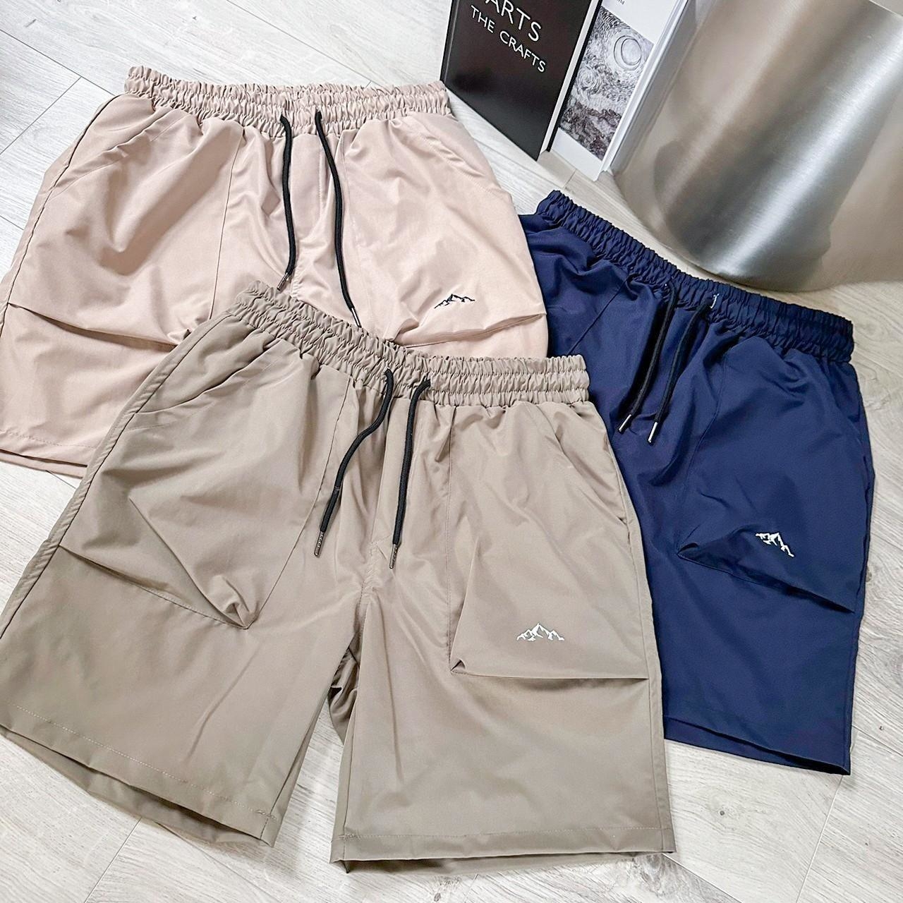 山脈刺繡 立體口袋風褲 1702【活動款 賣完不補】