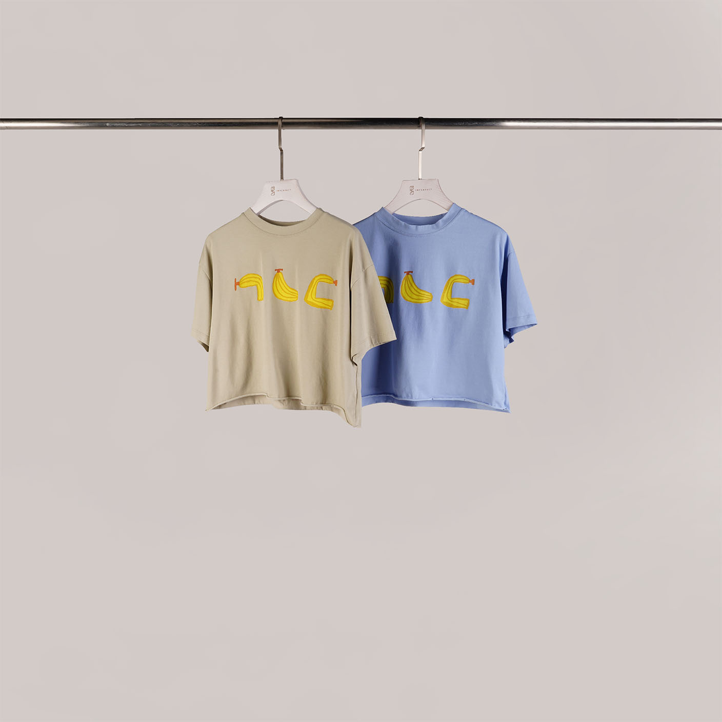 凹香蕉捲邊短版T | 2色