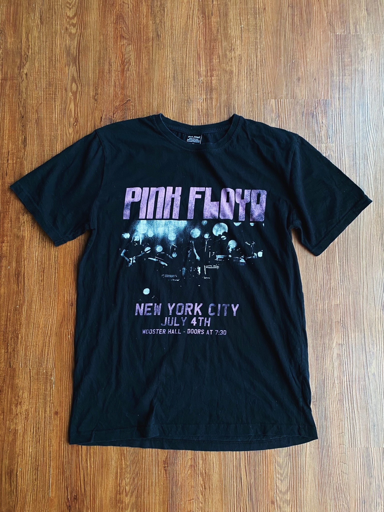 Vintage T-shirt “PINK FLOYD” / 英國迷幻搖滾樂團 平克佛洛依德 紐約巡迴演唱紀念短踢