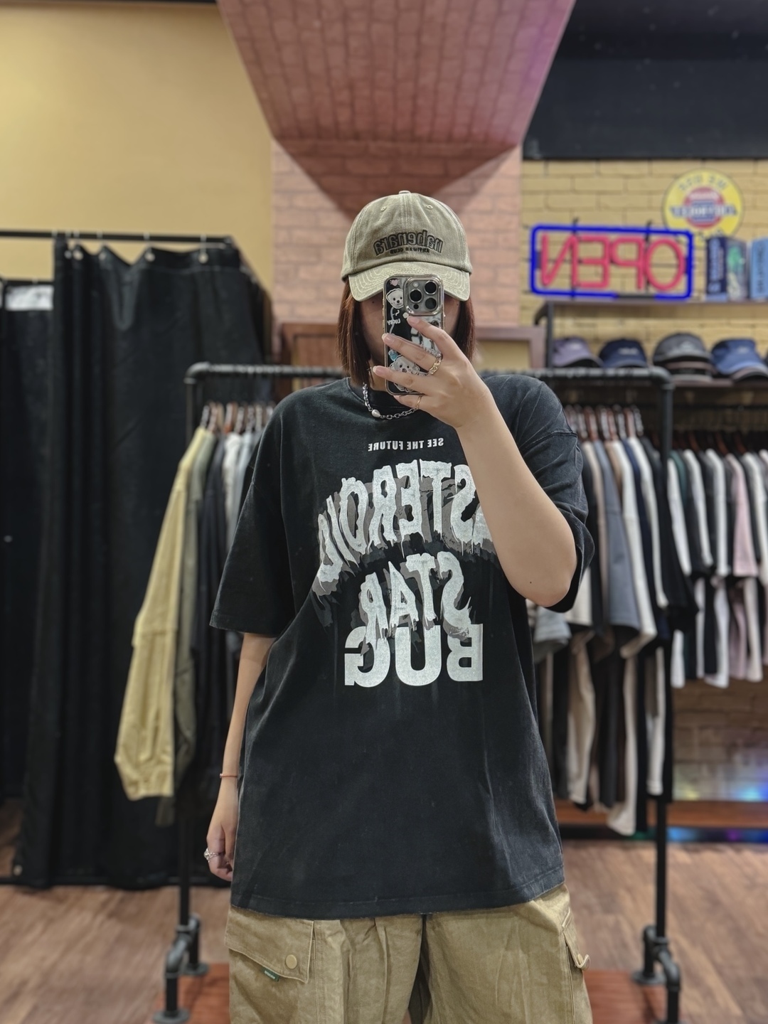 卡通幽靈字體短TEE