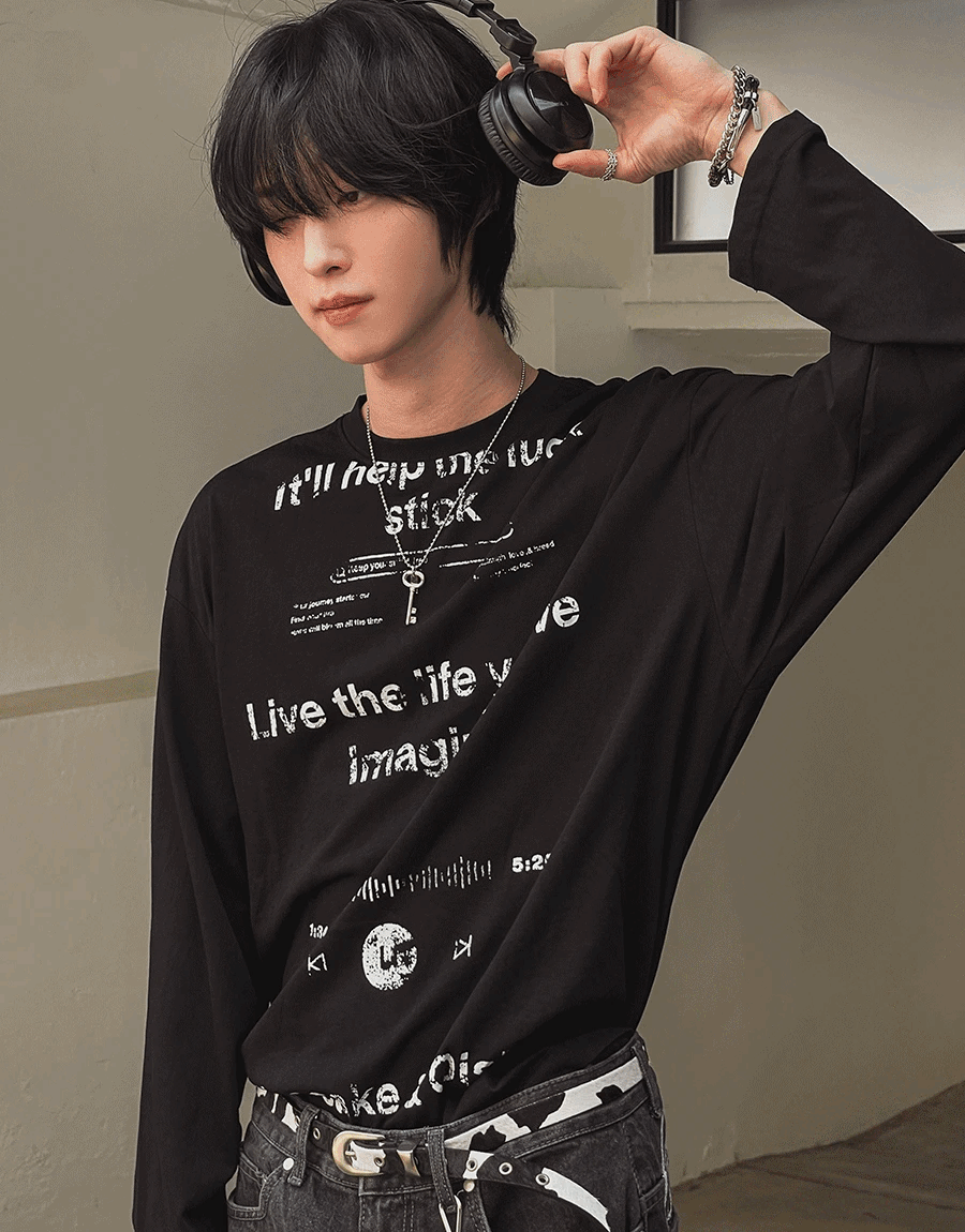 Steeled Summer 字母長袖上衣