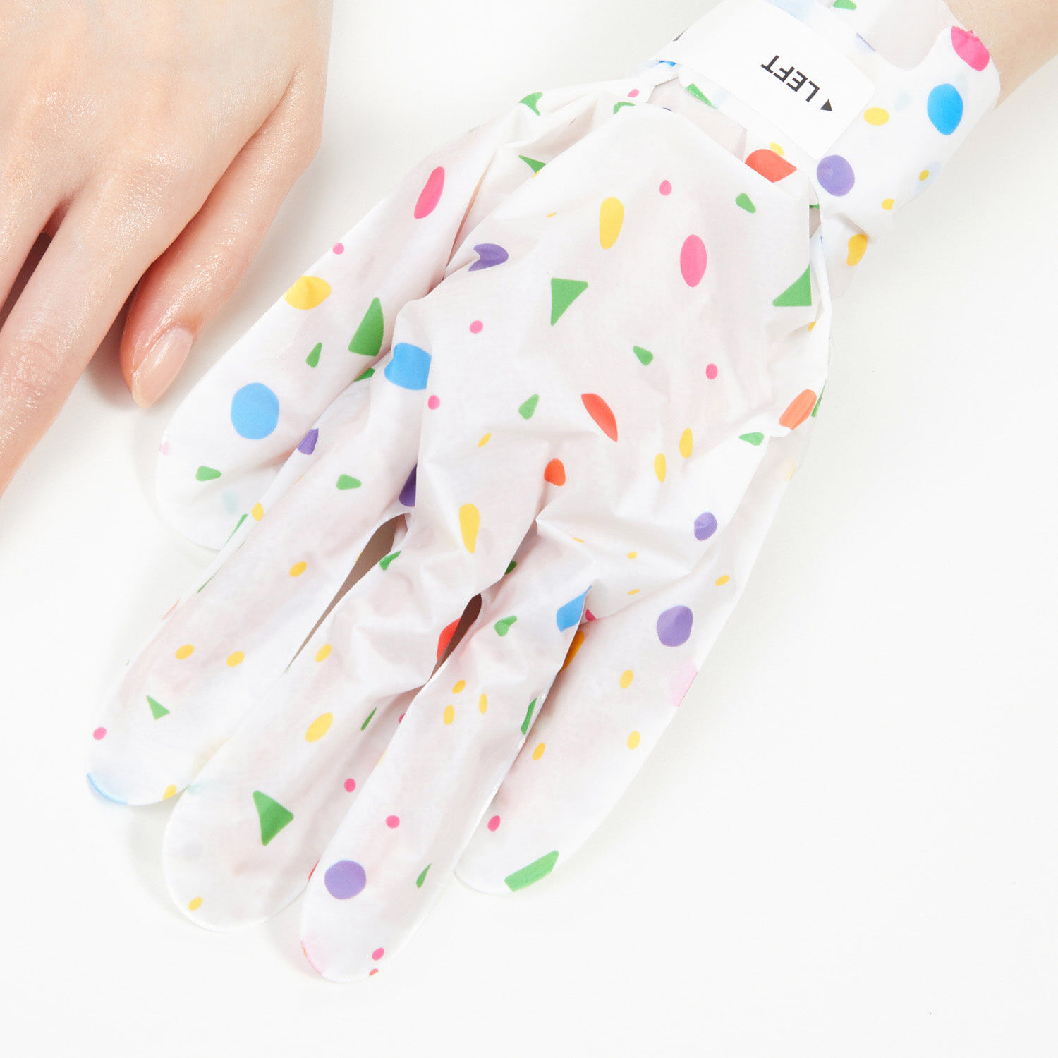 VT Reedle Shot Nourishing Hand Mask [3PCS]