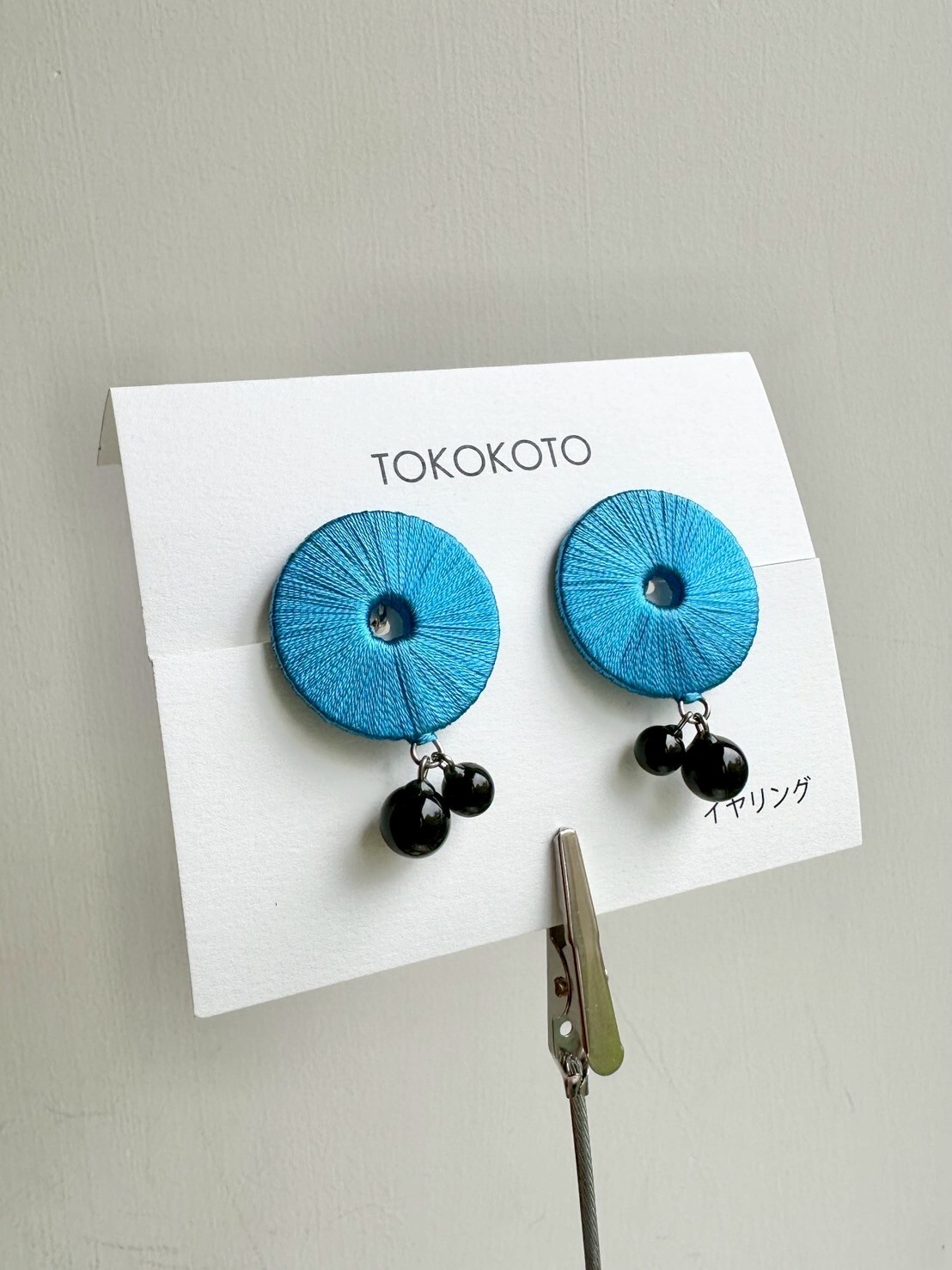 [TOKOKOTO] 刺繡圓舞珍珠耳環 | 瑠璃 | 耳夾 | NO.81