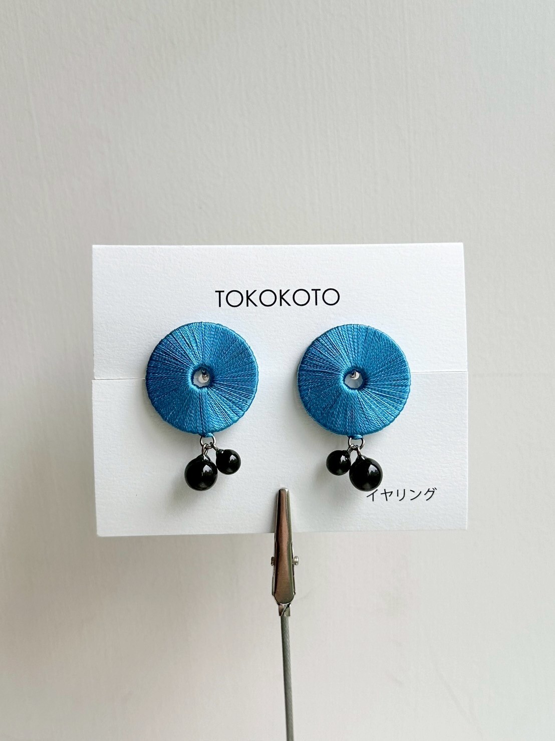 [TOKOKOTO] 刺繡圓舞珍珠耳環 | 瑠璃 | 耳夾 | NO.81