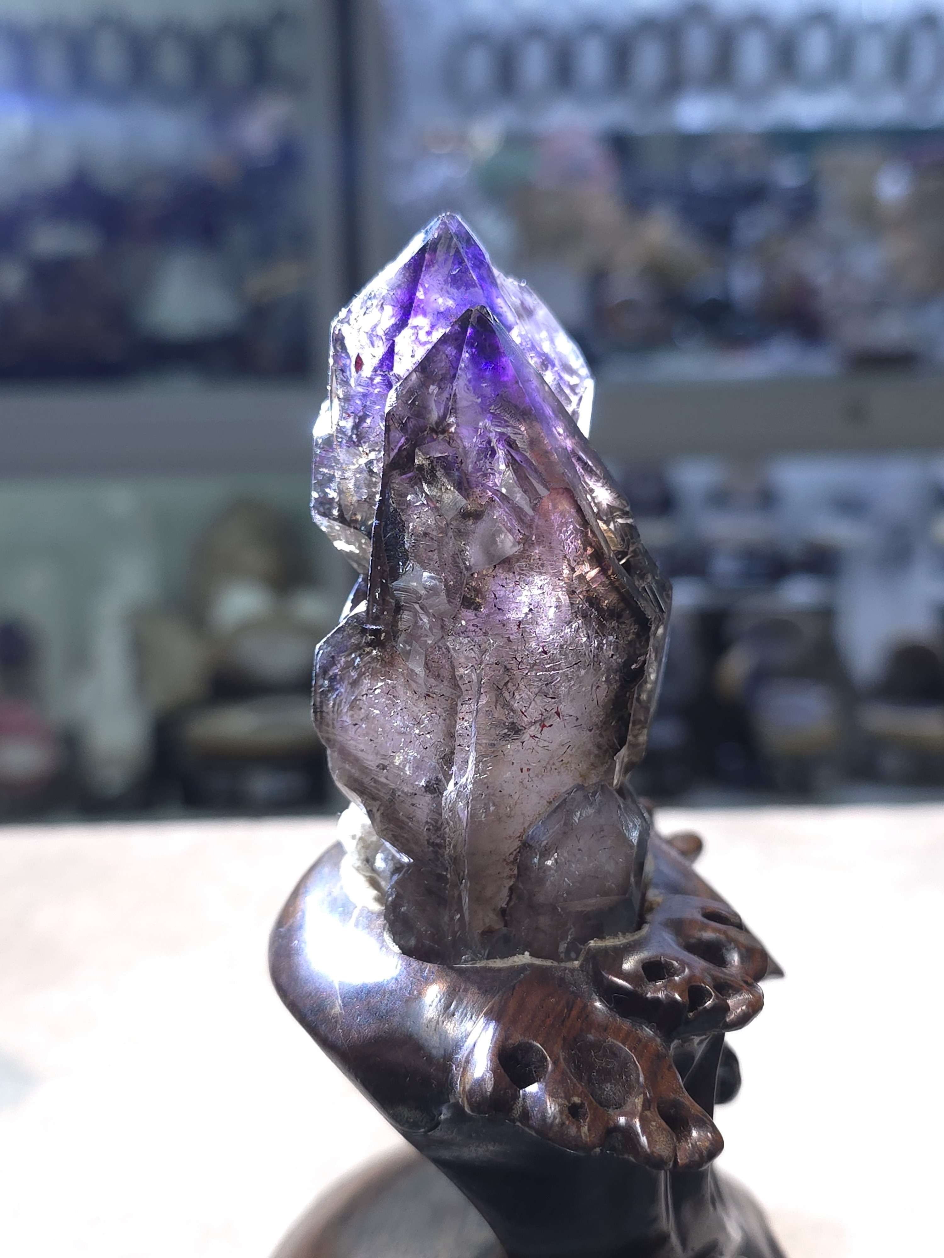 收藏級💜 天然超級七原石連雕刻檀木座