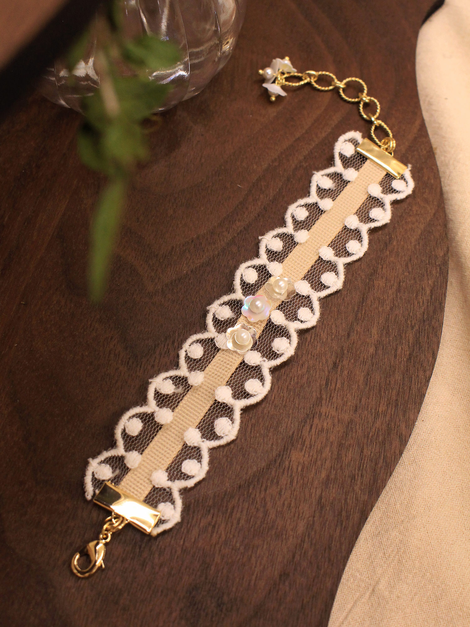 小島日記。MUCHAT手作14+18KGP刺繡蕾絲小花手鍊