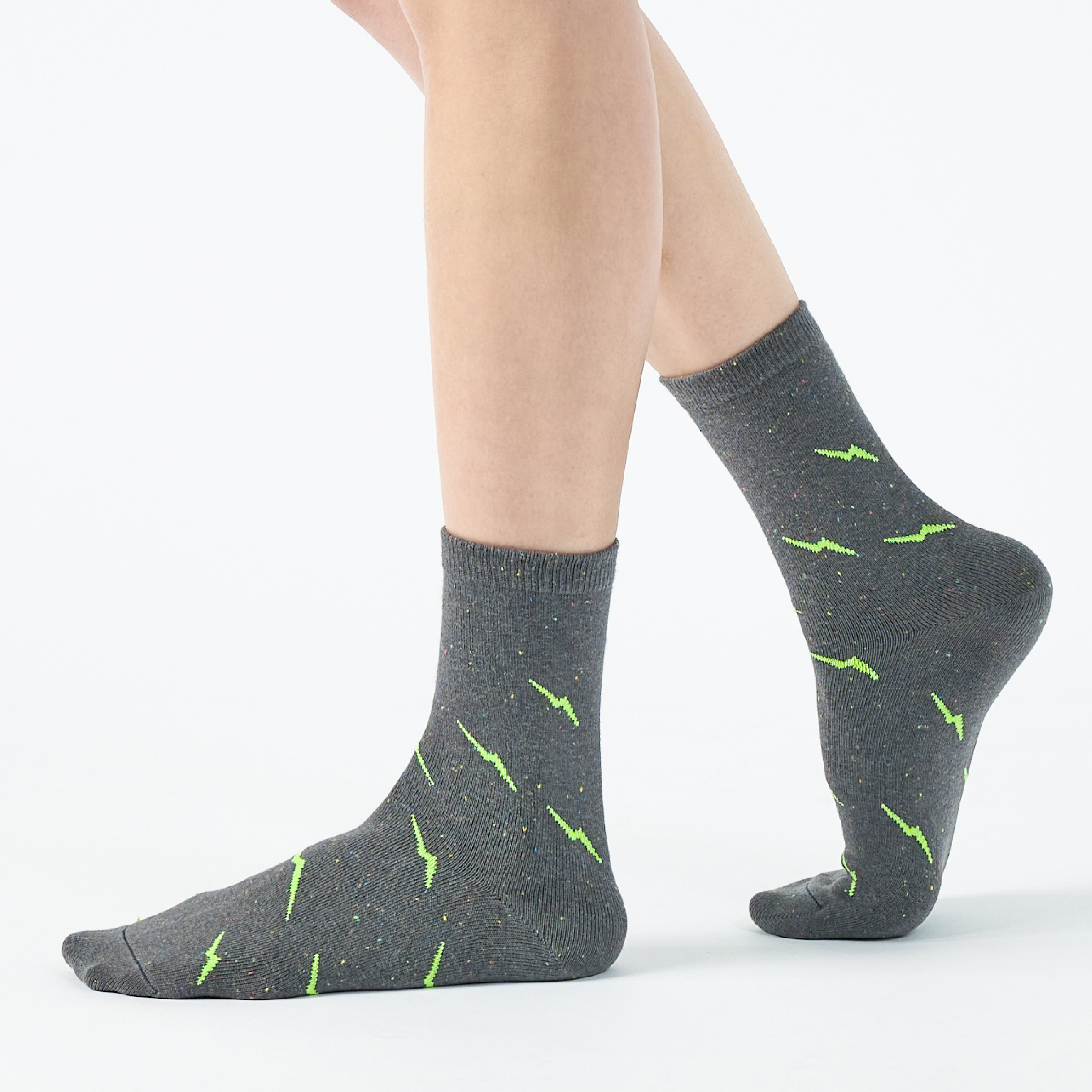 閃電天空〈灰 /F〉