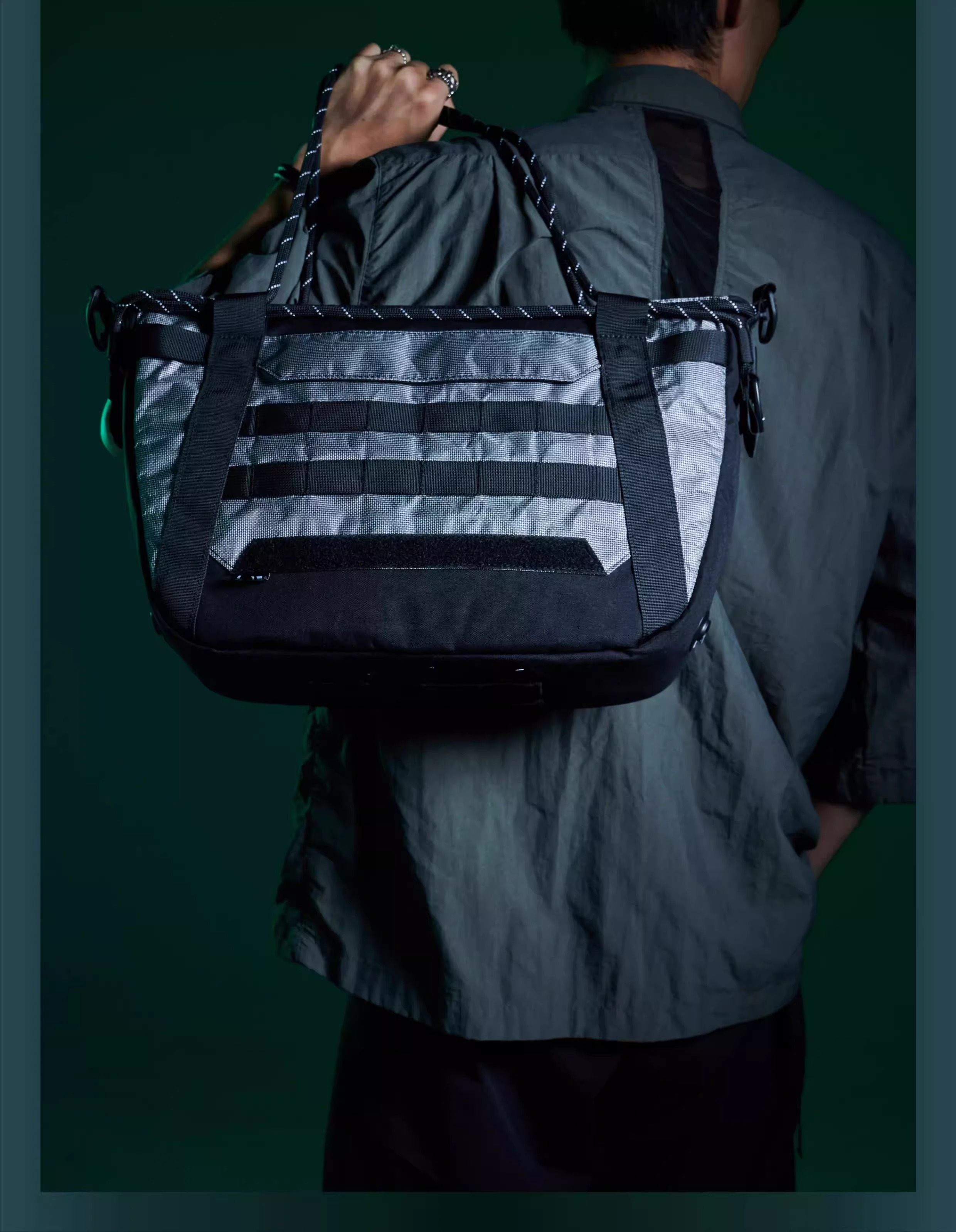 【超頻漫遊】XL-02 「鏈噪」抽繩托特包