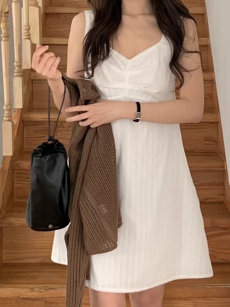 K03 夏天輕棉短洋裝 (黑/白)