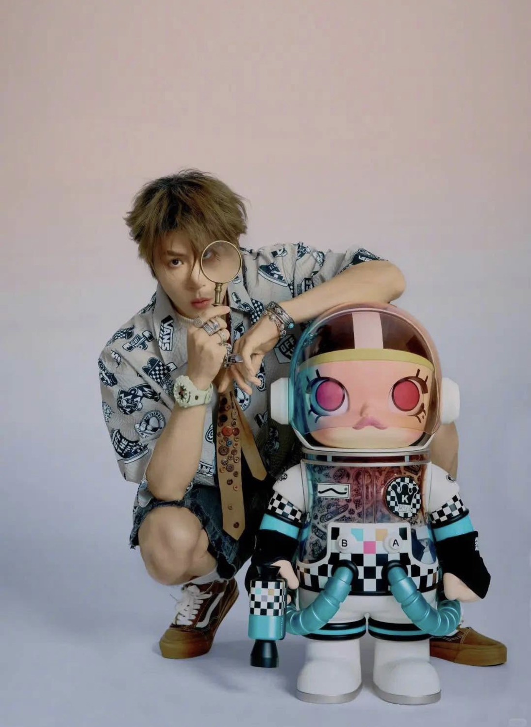 POPMART 泡泡瑪特 MEGA珍藏系列 SPACE MOLLY x VANS 限量聯名