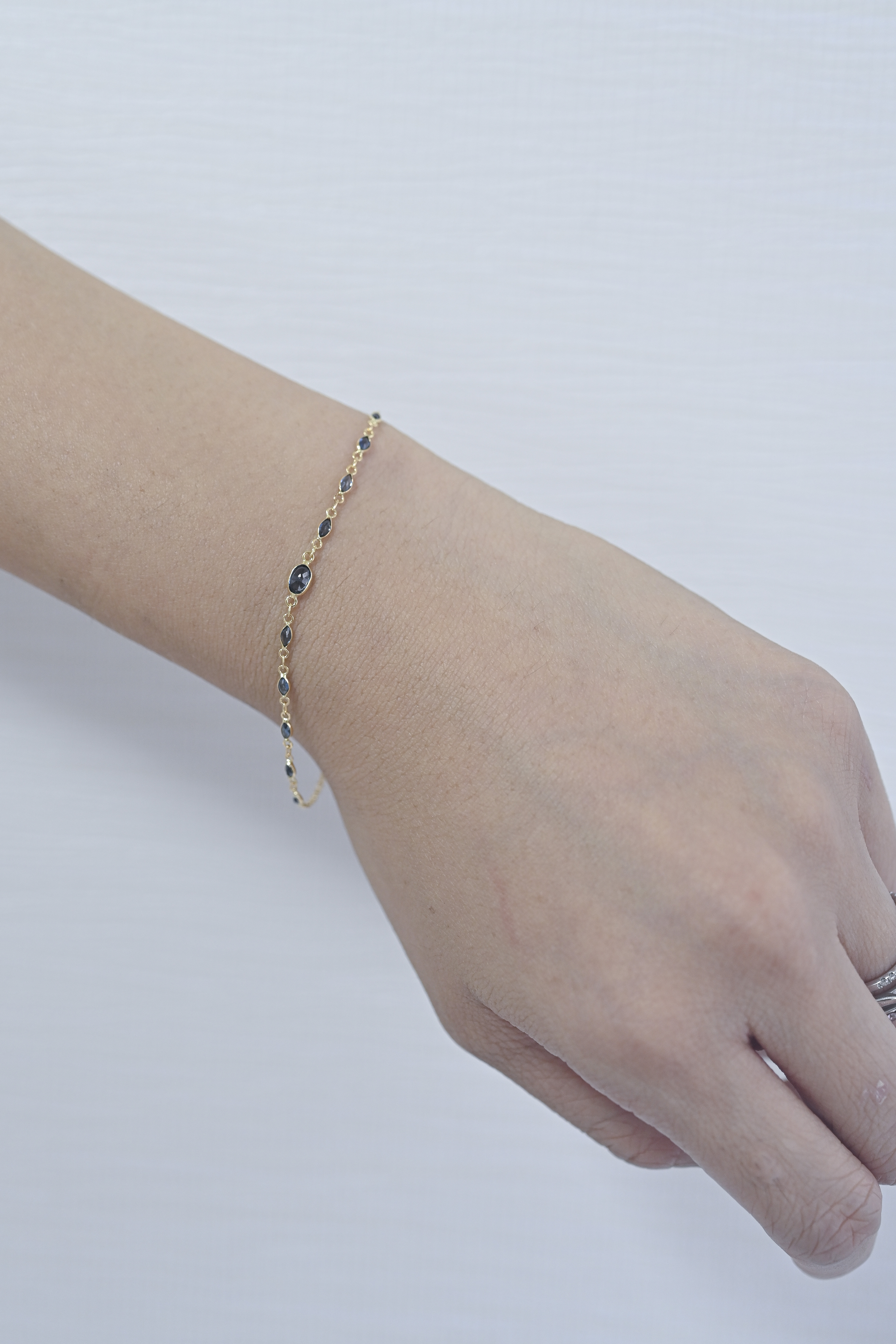 18K Blue Sapphire Bracelet