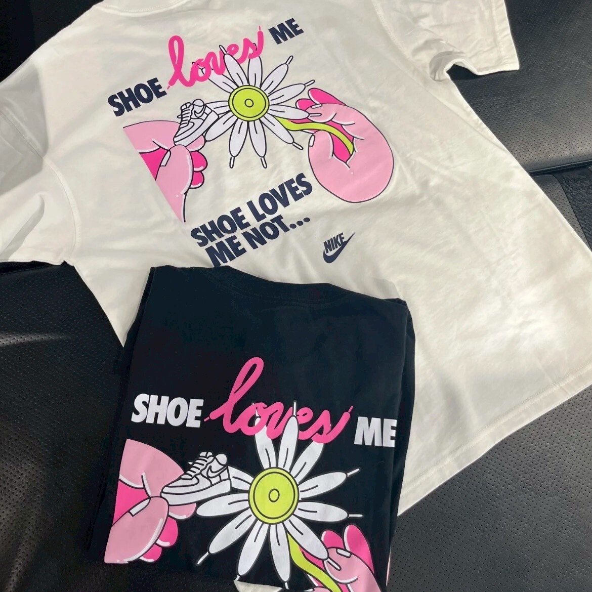 NIKE AS U NSW TEE M90 OC V DAY 黑/白 情人節 手寫LOGO 短袖 T恤 上衣 2色