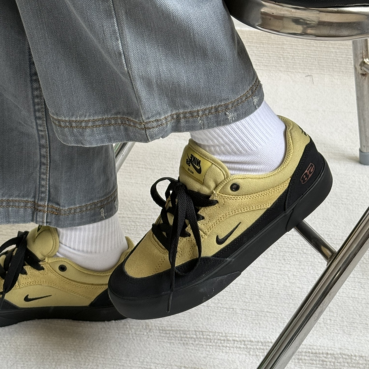 NIKE SB MALOR TE 黑黃 板鞋 滑板鞋 麂皮 休閒 男款 HF3066-700