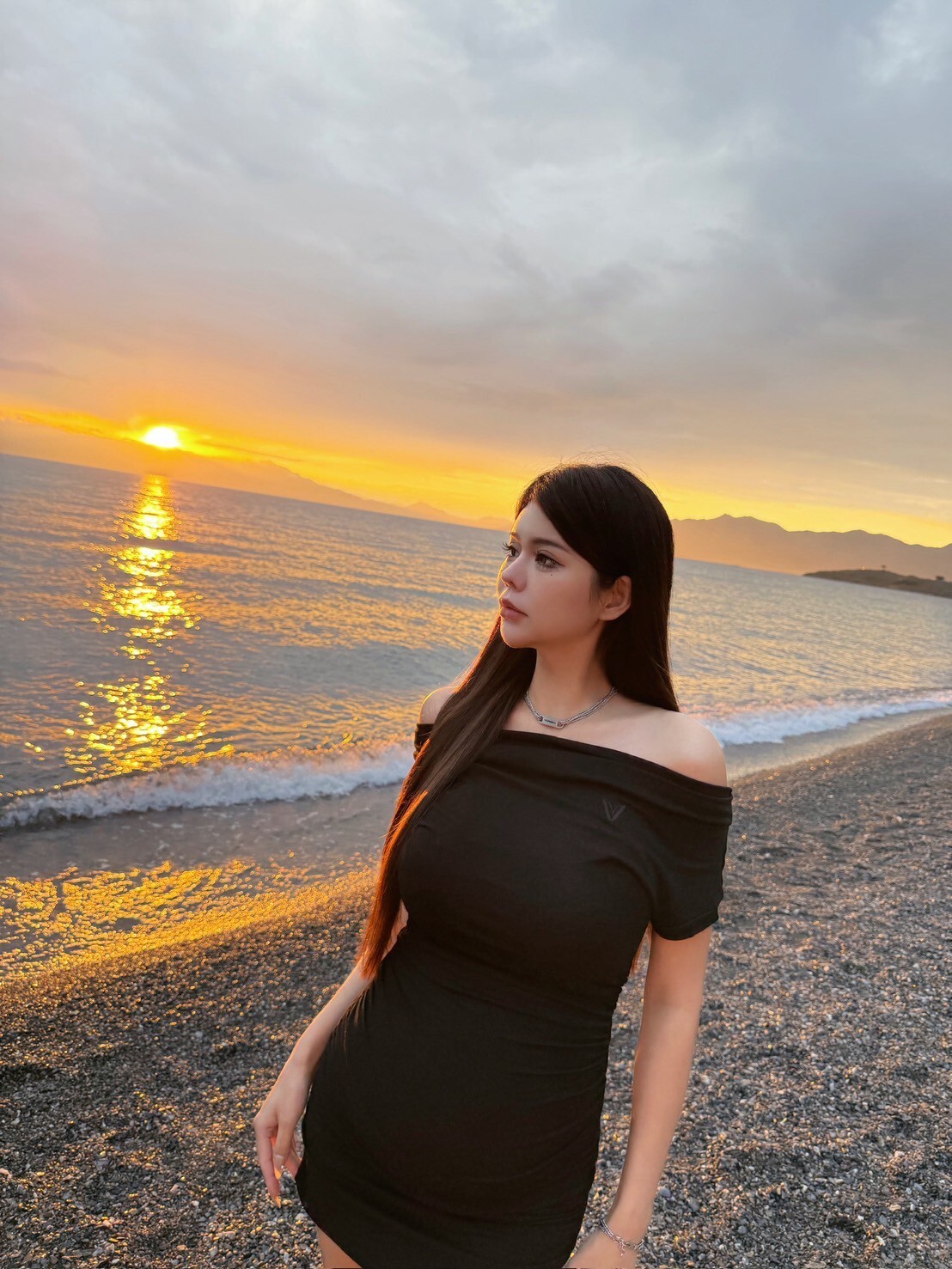 腰線殺手’Waistline—一字連身洋